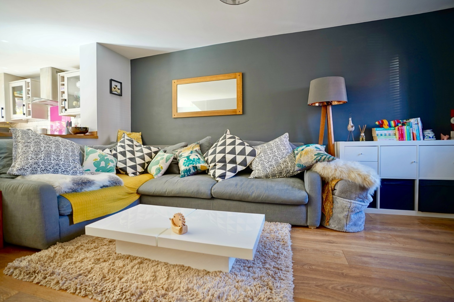 Charming 3 Bed Home with Parking & Sunny Garden Property image 3