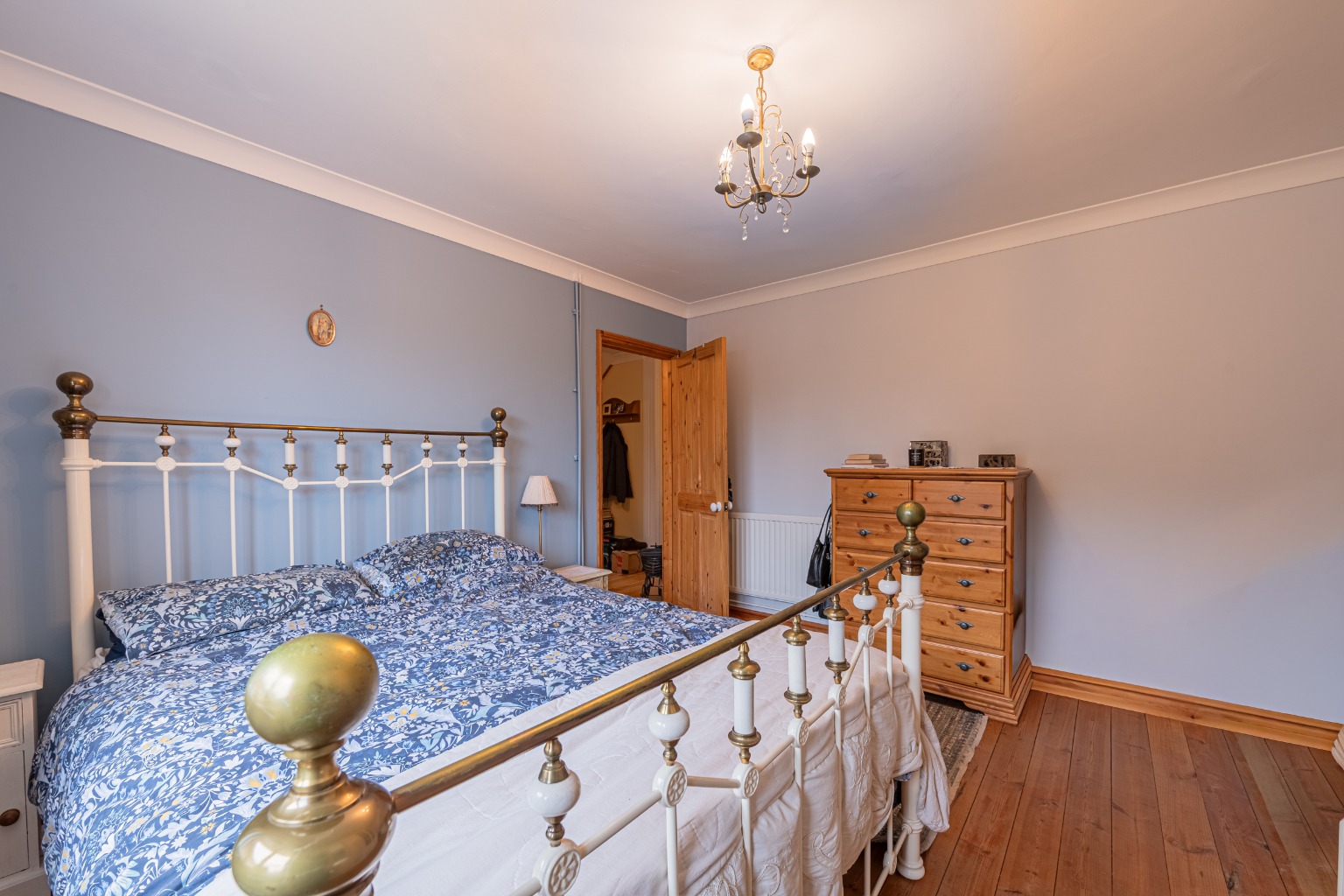 Extended 3 / 4 Bedroom Chalet Bungalow Offering Versatile Living In A Private setting, St Neots Property image 11