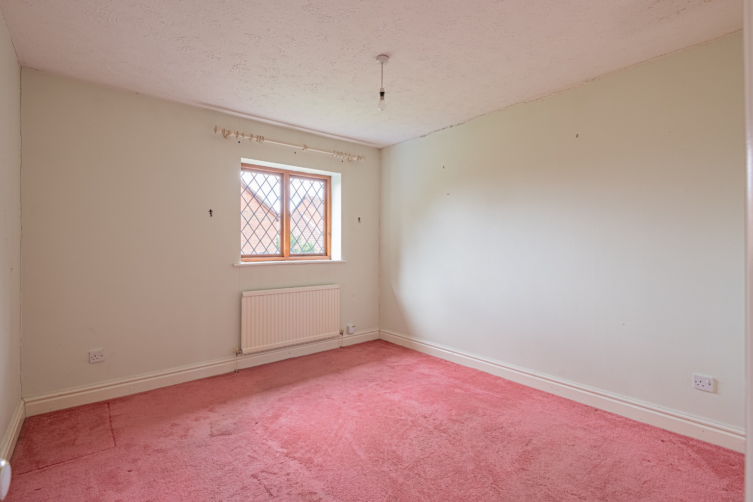 A SPACIOUS FOUR BEDROOM DETACHED FAMILY HOME READY TO MAKE YOUR OWN Property image 15