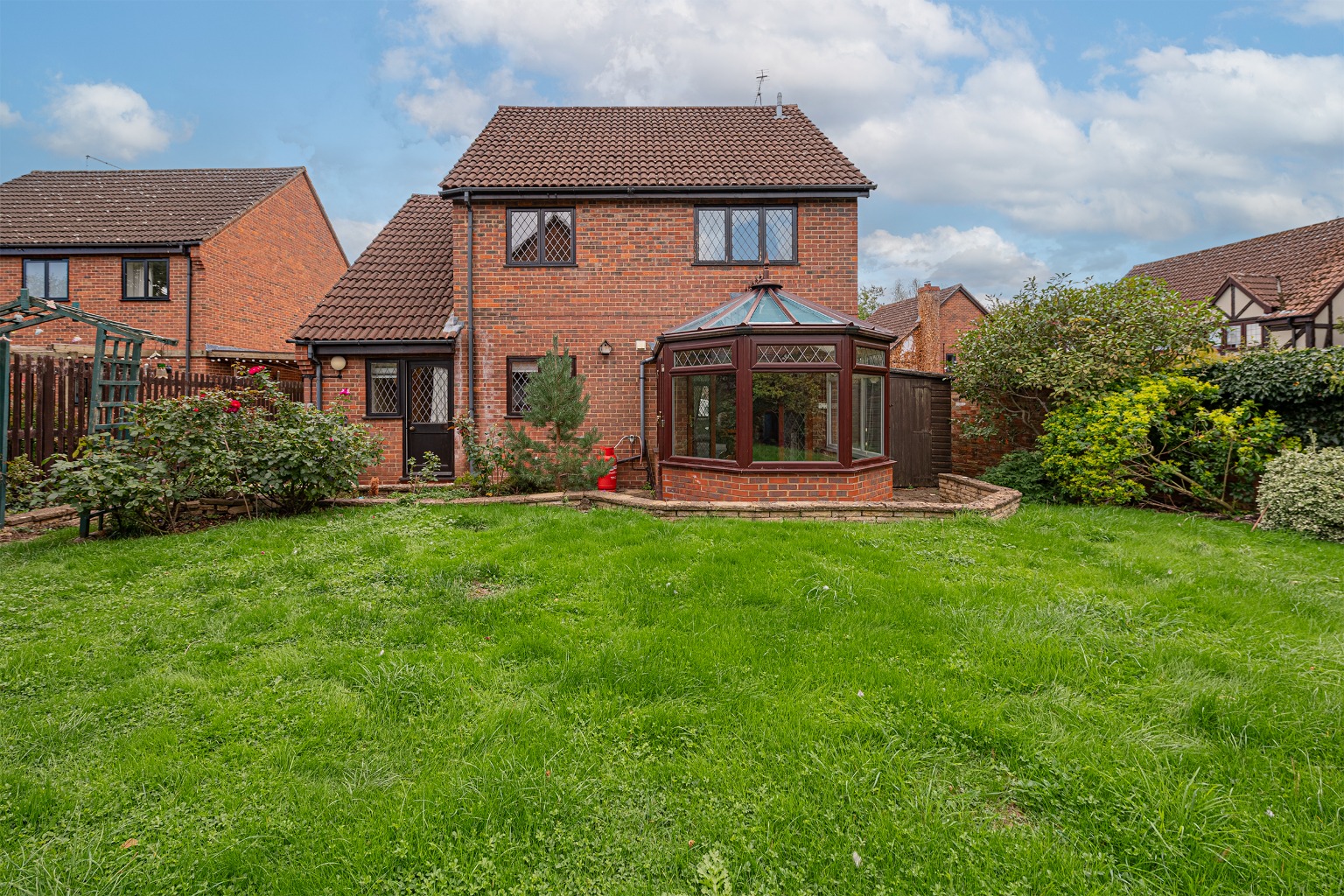 A SPACIOUS FOUR BEDROOM DETACHED FAMILY HOME READY TO MAKE YOUR OWN Property image 10