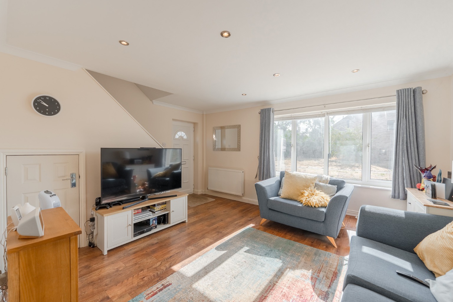 A charming three bedroom family home over looking a green area Property image 2