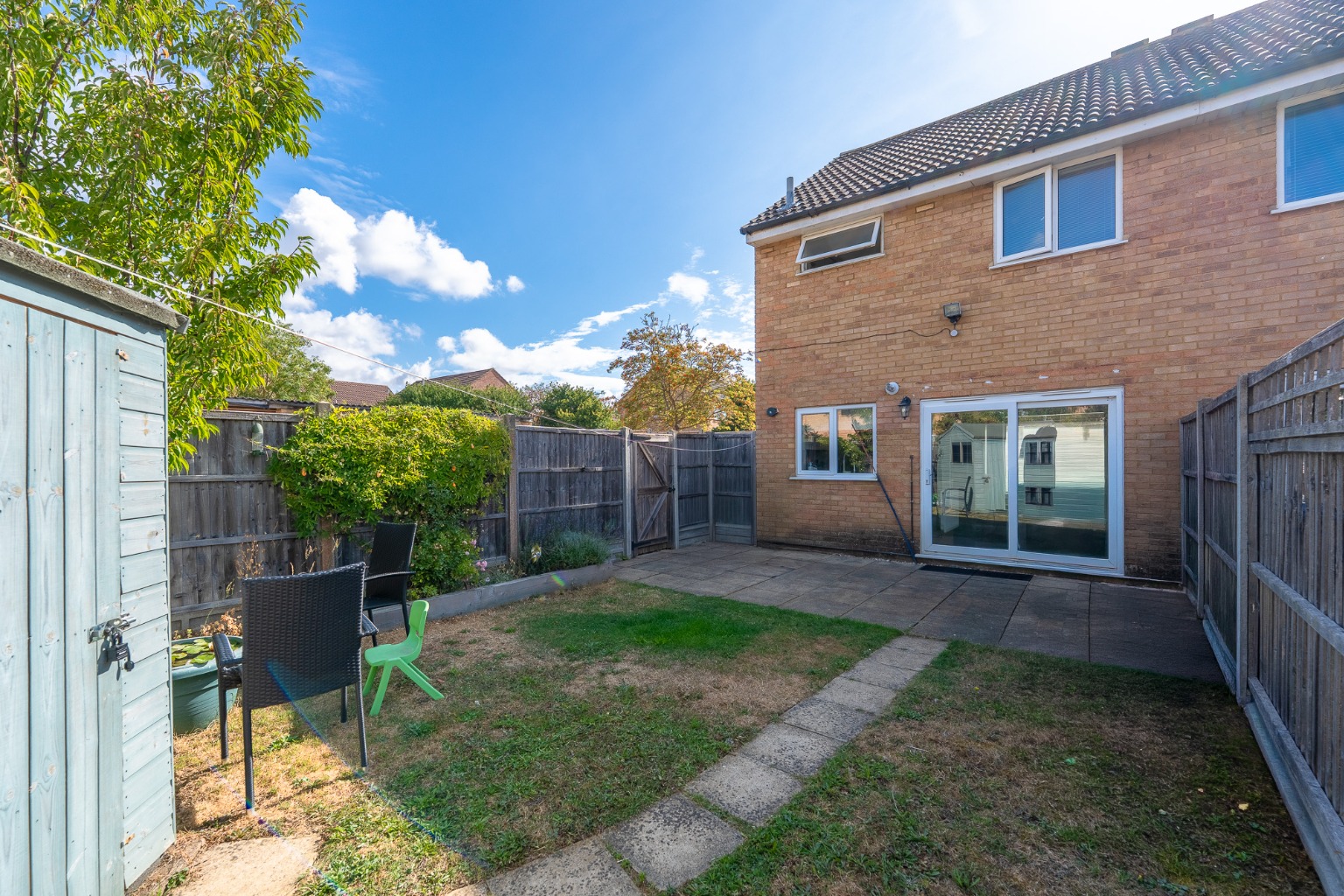 A charming three bedroom family home over looking a green area Property image 15