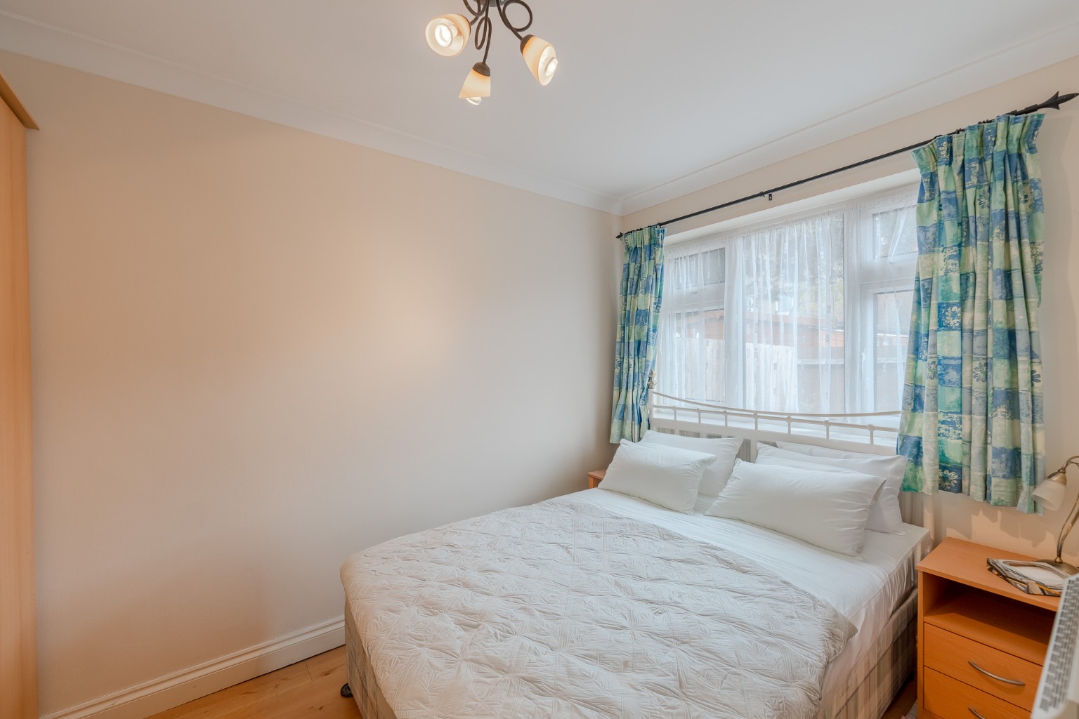 A ONE BEDROOM SEMI-DETACHED BUNGALOW WITH GARAGE IN THE HEART OF THE POPULAR GREAT STAUGHTON VILLAGE Property image 8