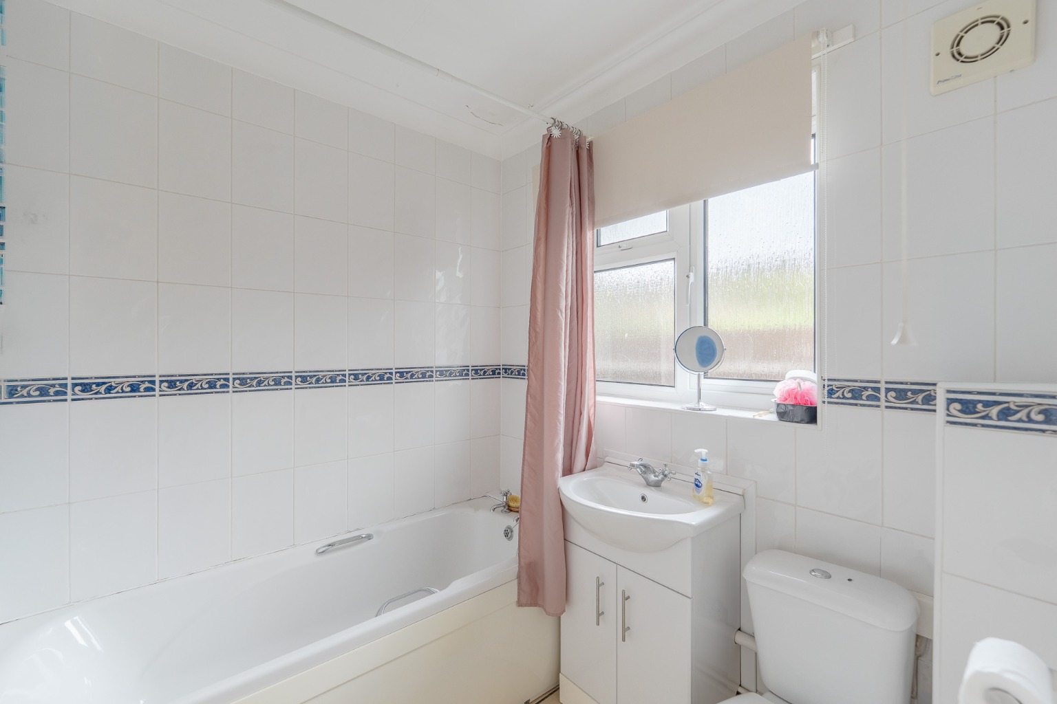 A ONE BEDROOM SEMI-DETACHED BUNGALOW WITH GARAGE IN THE HEART OF THE POPULAR GREAT STAUGHTON VILLAGE Property image 9