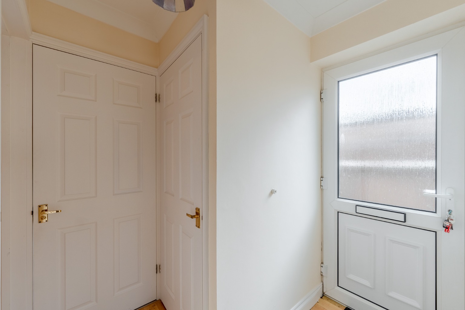 A ONE BEDROOM SEMI-DETACHED BUNGALOW WITH GARAGE IN THE HEART OF THE POPULAR GREAT STAUGHTON VILLAGE Property image 7