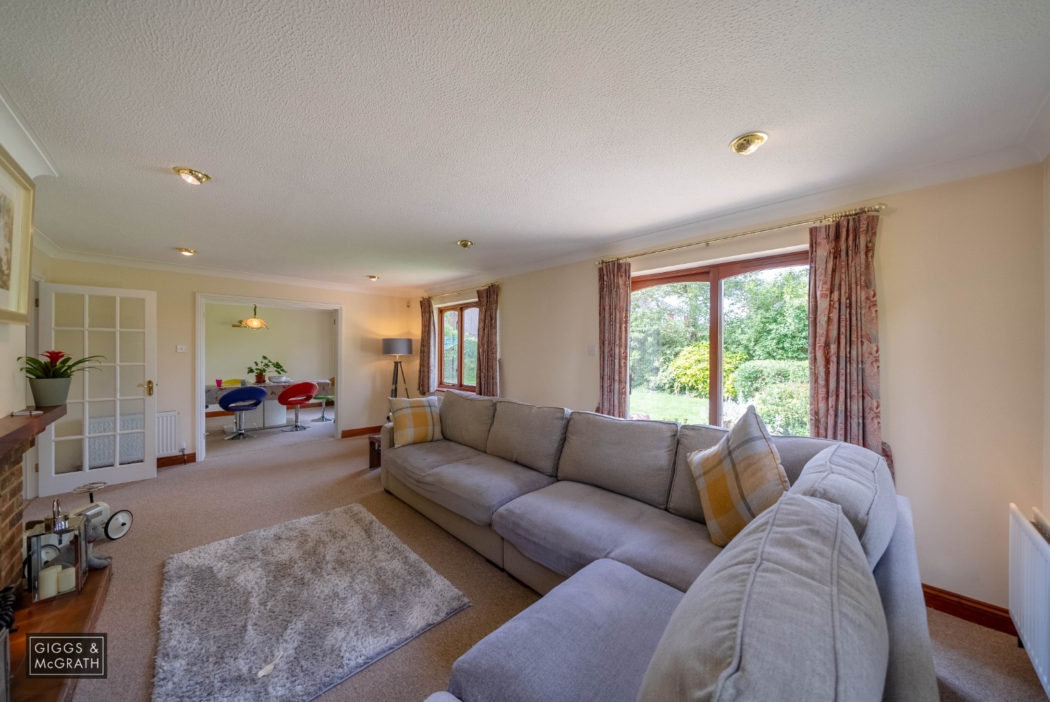 Spacious 3 Double Bedroom Detached Bungalow For Sale Property image 8