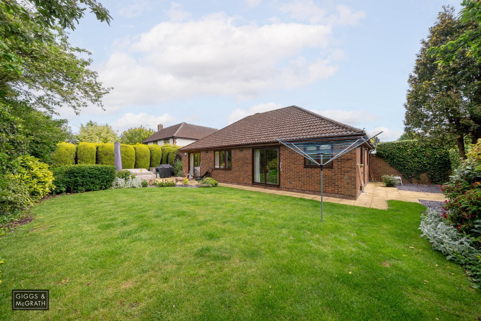 Spacious 3 Double Bedroom Detached Bungalow For Sale Property image 18