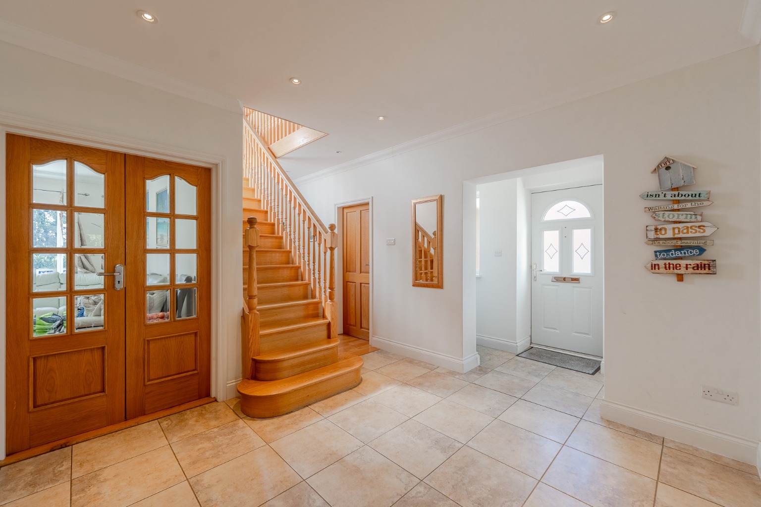 SUBSTANTIAL FIVE BEDROOM HOME WITH APPROX. 4,900 SQ FT & EXCEPTIONAL OUTBUILDINGS Property image 16