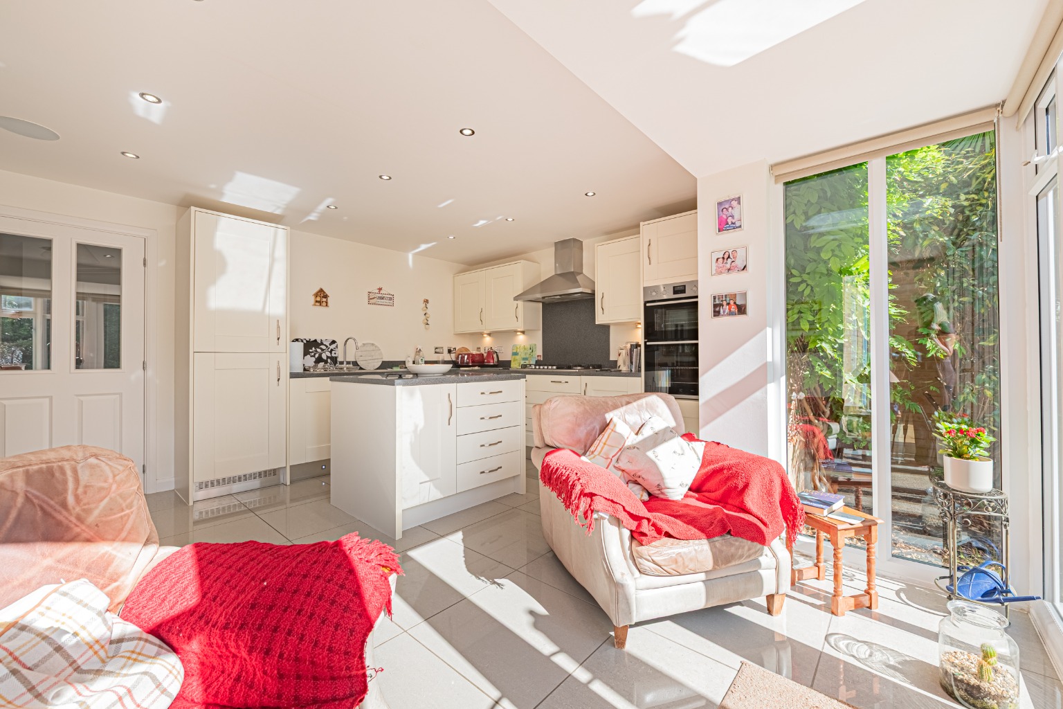 Immaculate 4 Bed Family Home Set in Quiet Cul-de-Sac in Papworth Everard Property image 10
