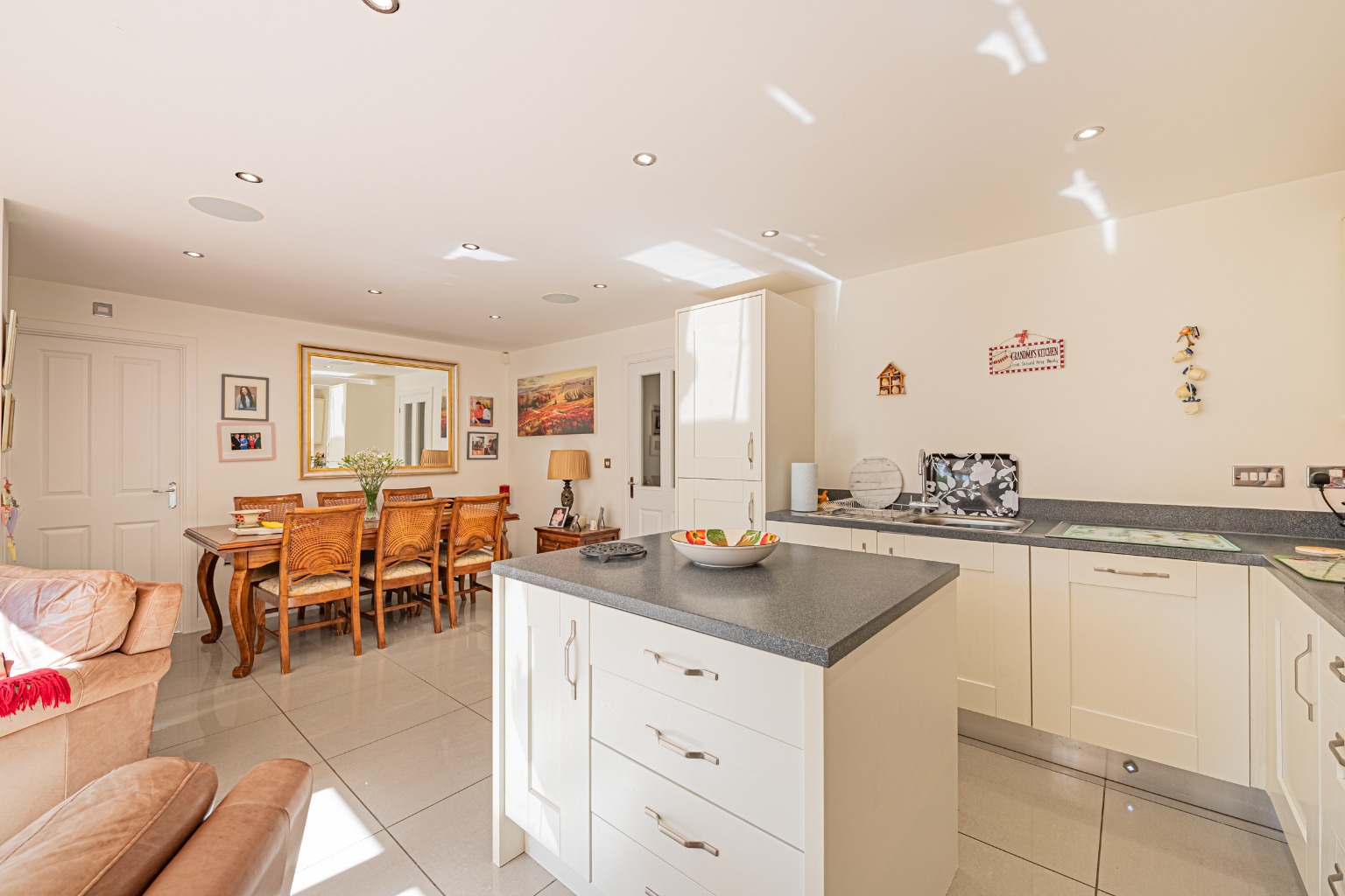 Immaculate 4 Bed Family Home Set in Quiet Cul-de-Sac in Papworth Everard Property image 7