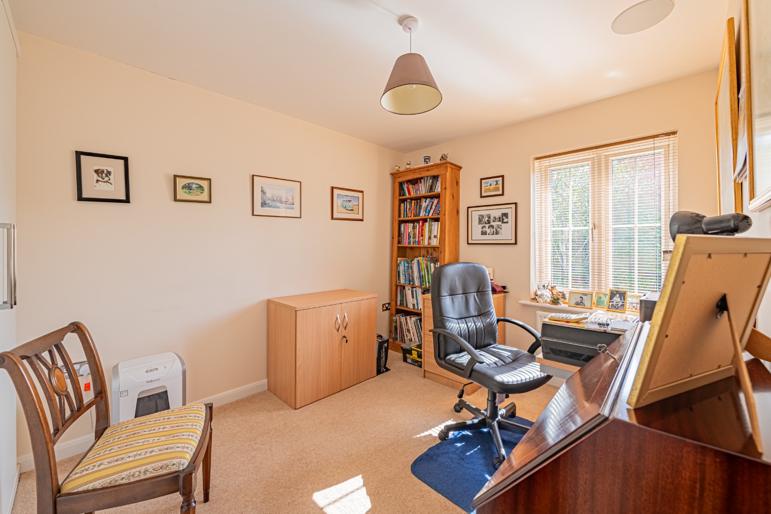 Immaculate 4 Bed Family Home Set in Quiet Cul-de-Sac in Papworth Everard Property image 18
