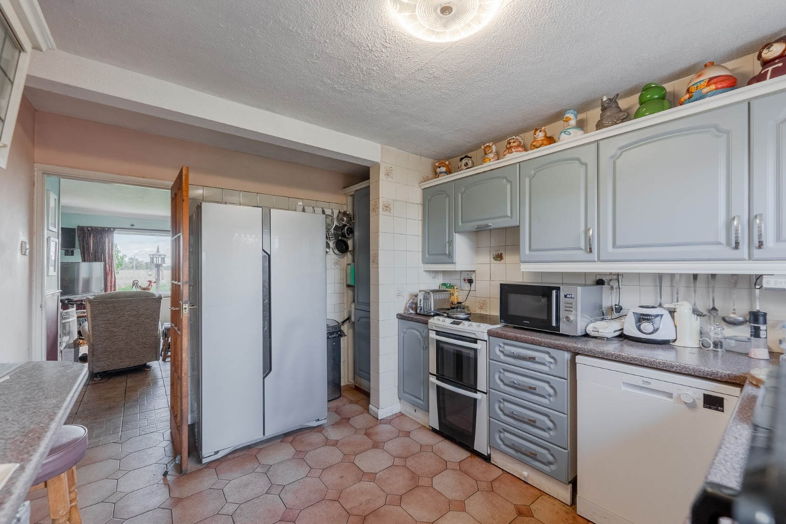 Detached chalet bungalow offering versatile accommodation, over looking fields to front and rear Property image 9