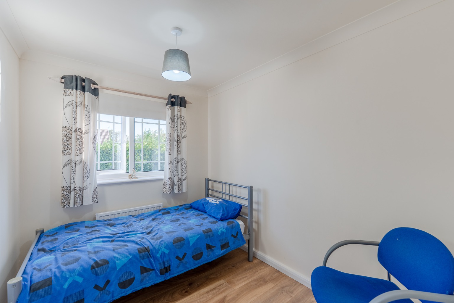 Stunning five bedroom detached and extended family home with annexe Property image 17