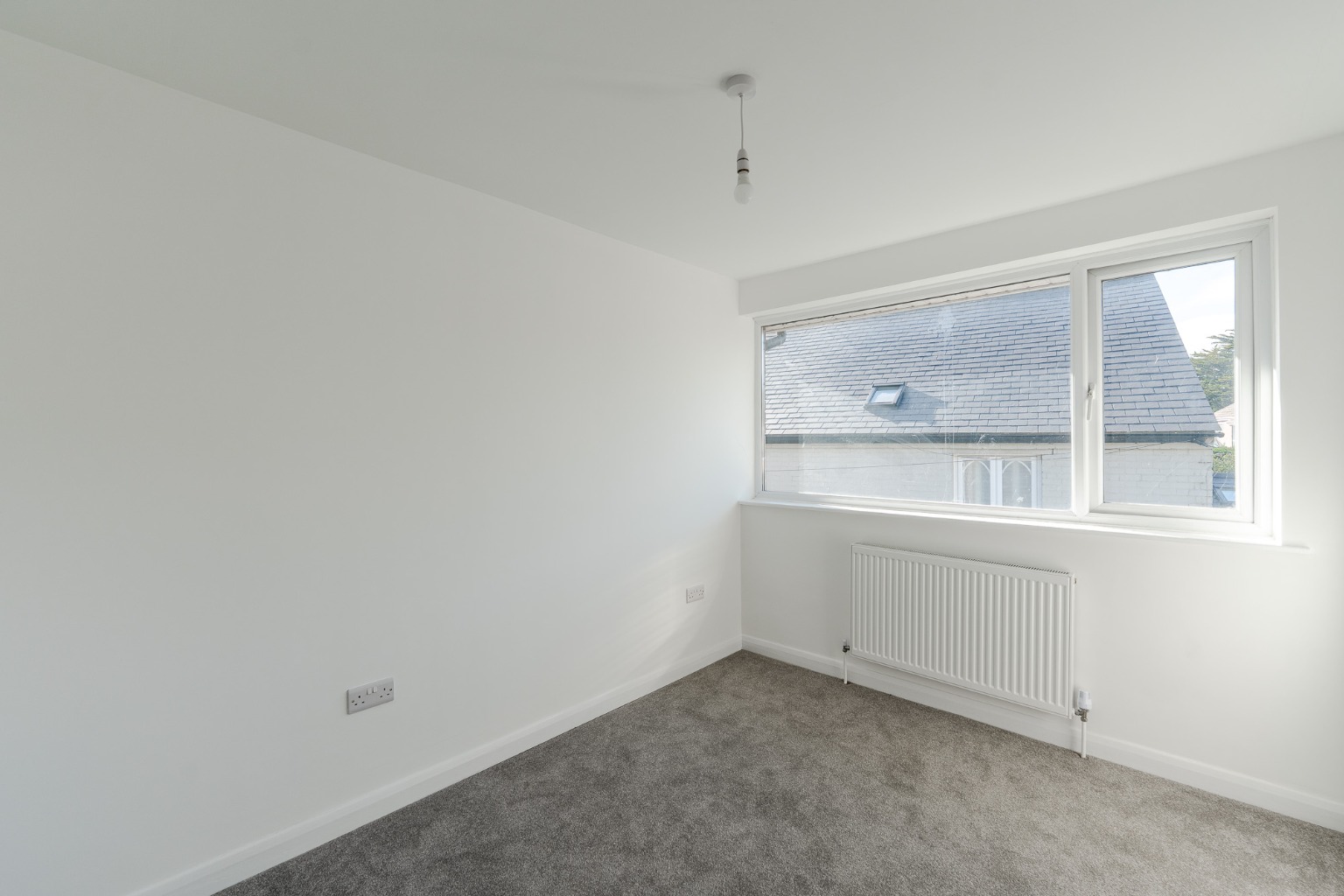 A SPACIOUS FOUR BEDROOM HOME IN THE HEART OF SOUGHT-AFTER BUCKDEN Property image 13