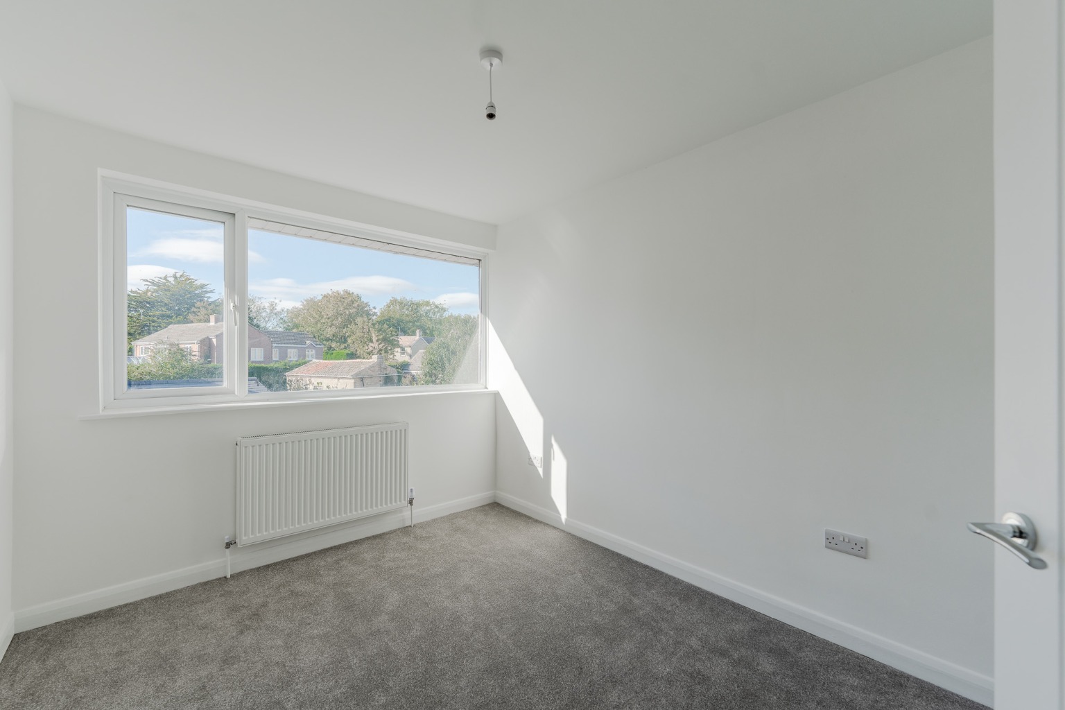 A SPACIOUS FOUR BEDROOM HOME IN THE HEART OF SOUGHT-AFTER BUCKDEN Property image 12