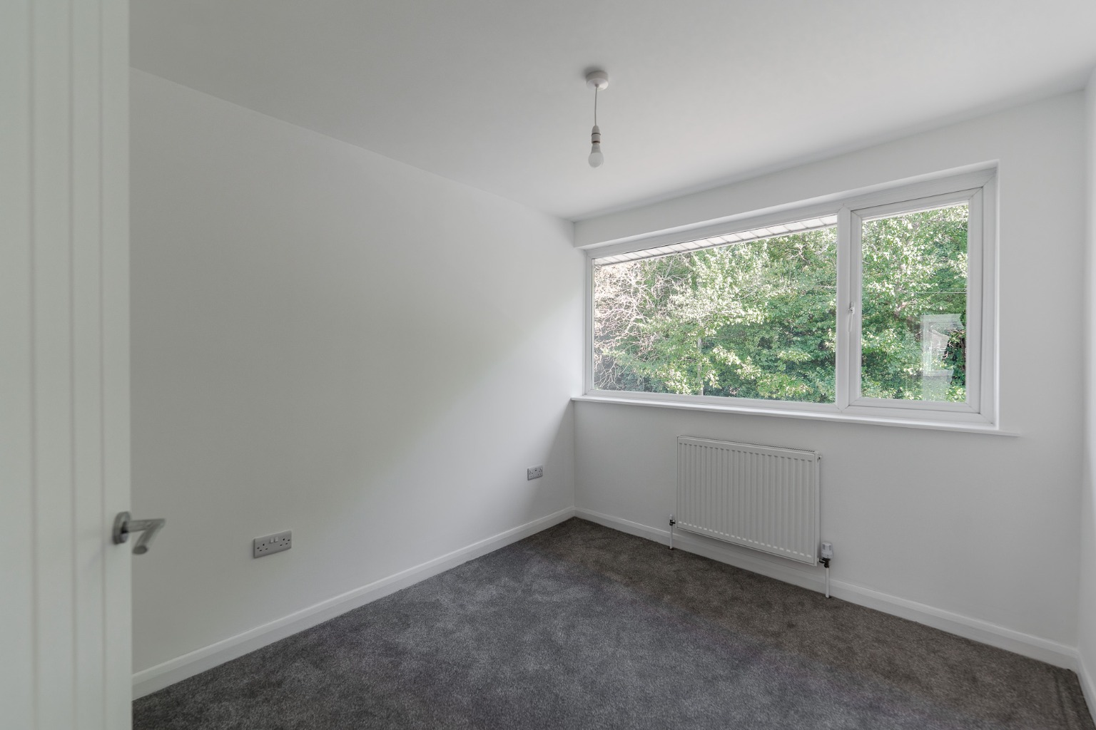 A SPACIOUS FOUR BEDROOM HOME IN THE HEART OF SOUGHT-AFTER BUCKDEN Property image 14