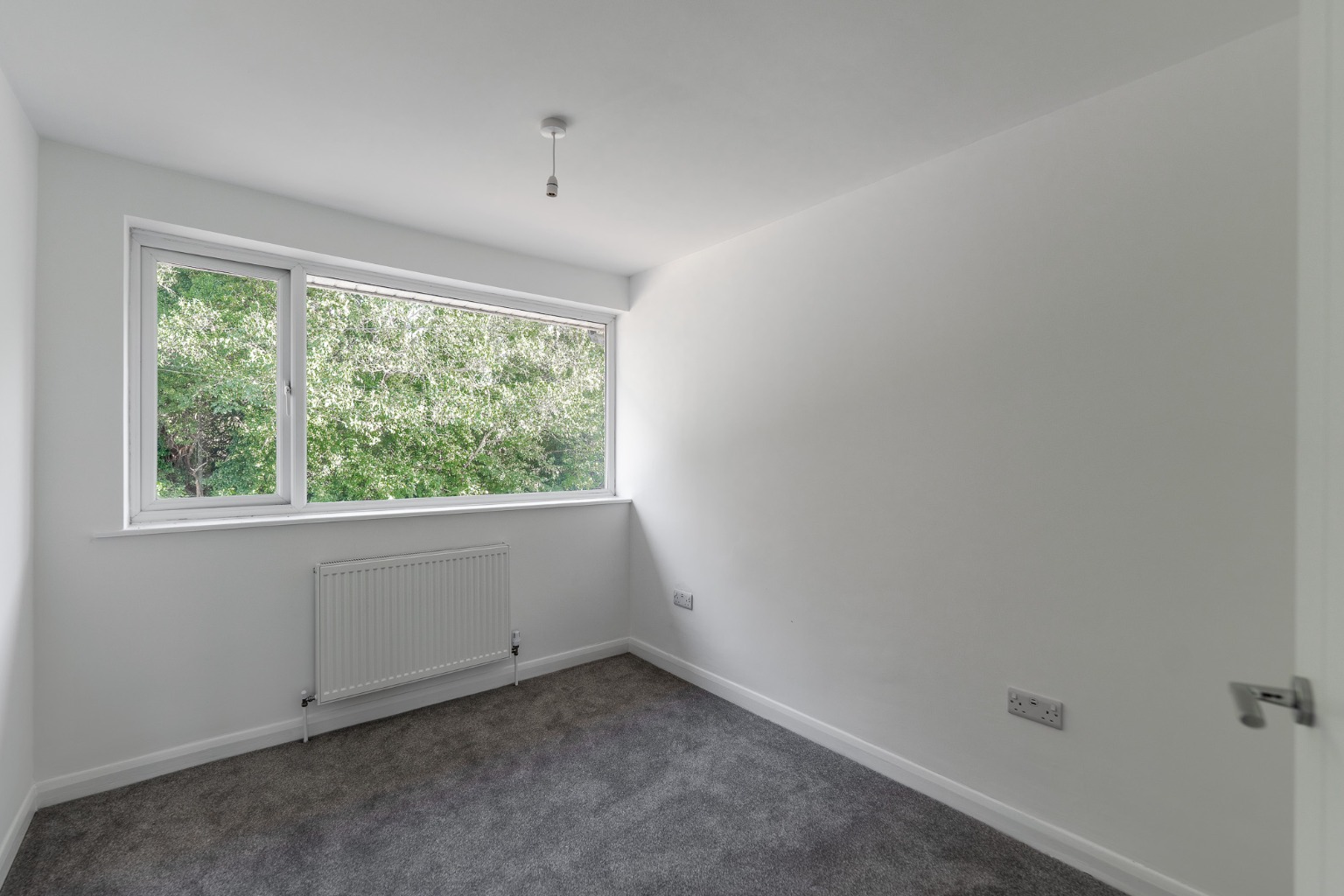 A SPACIOUS FOUR BEDROOM HOME IN THE HEART OF SOUGHT-AFTER BUCKDEN Property image 15