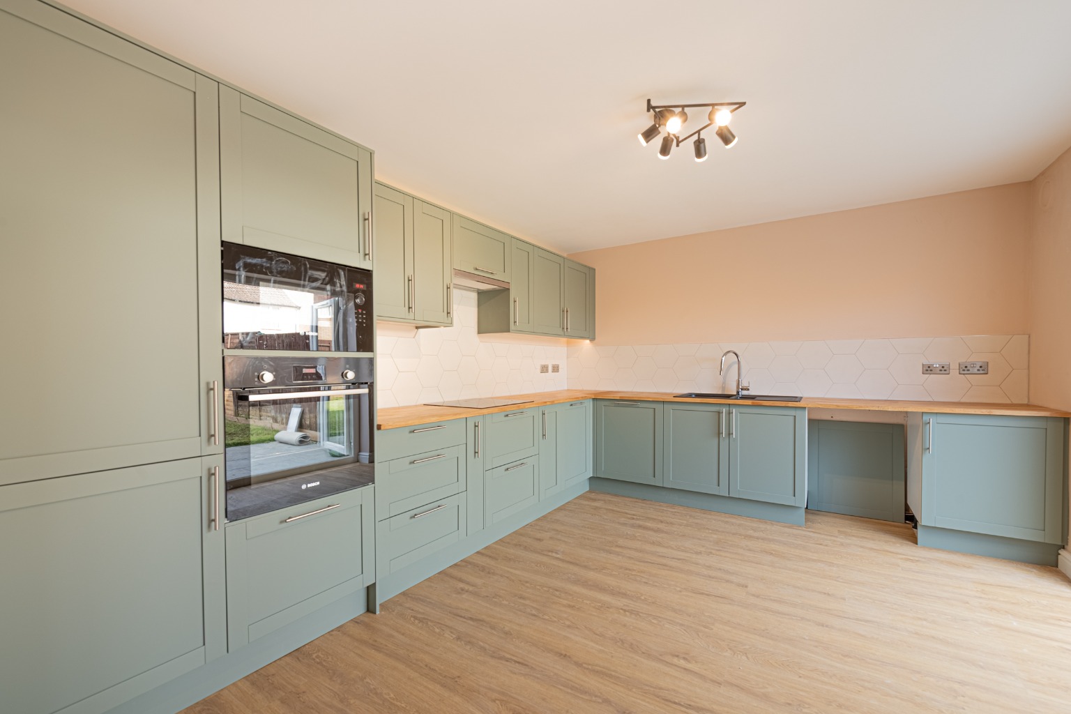 Stunning Three Bed Renovated Home in Eaton Socon, No Onward Chain! Property image 7
