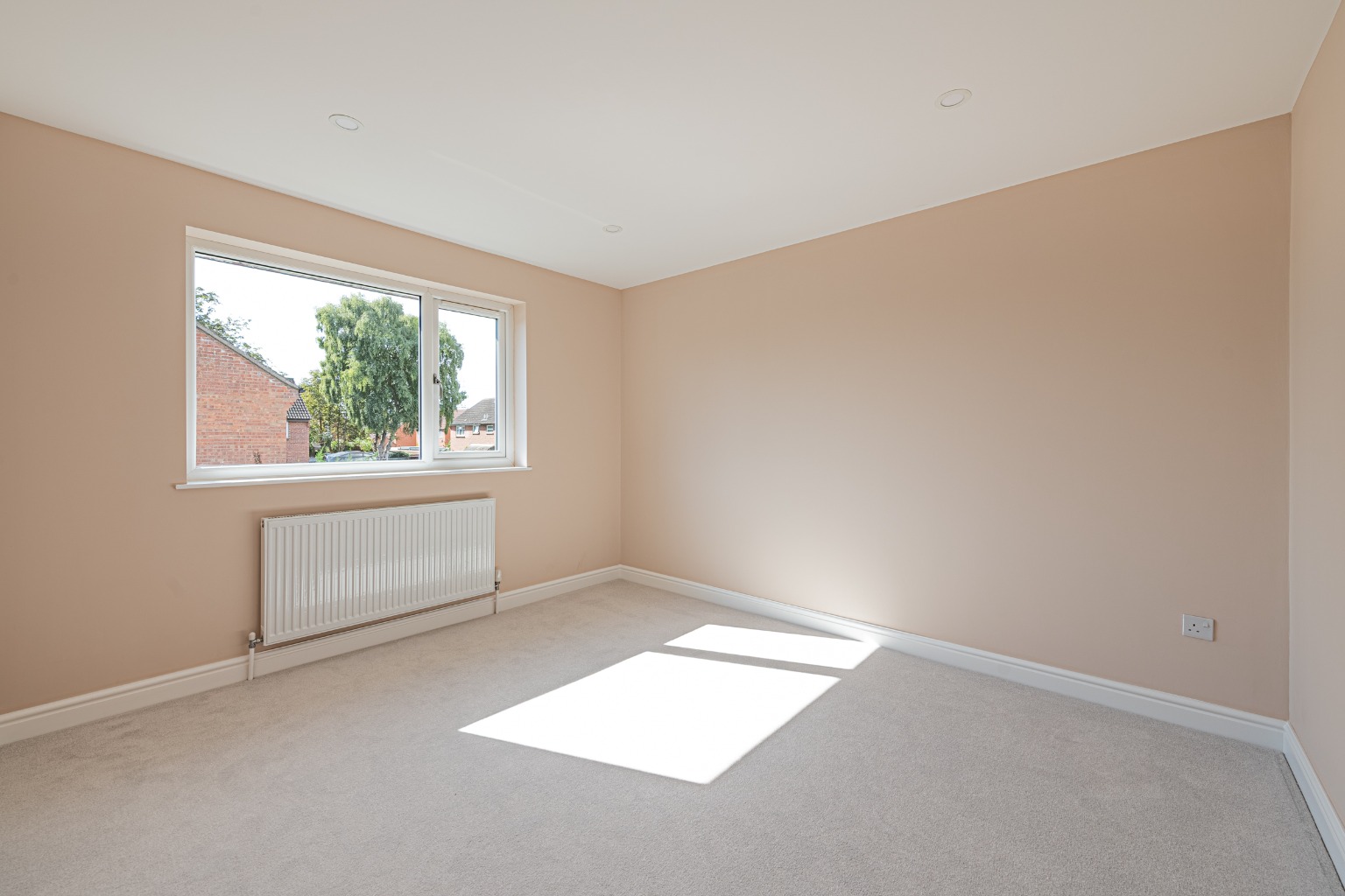 Stunning Three Bed Renovated Home in Eaton Socon, No Onward Chain! Property image 15