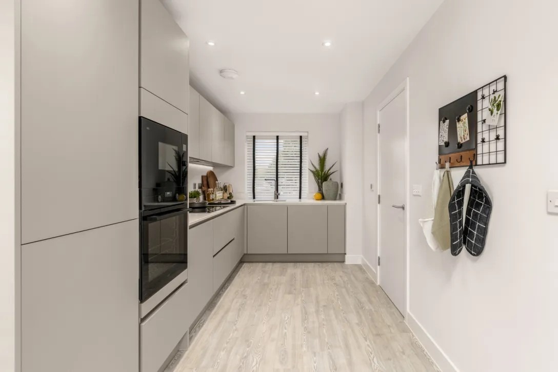 Brand New 4-Bed Town House in Cambourne with Roof Terrace Property image 2