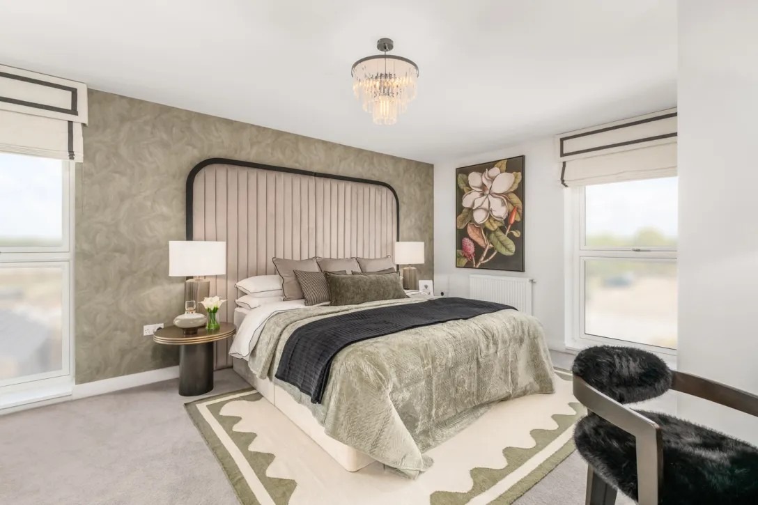 Brand New 4-Bed Town House in Cambourne with Roof Terrace Property image 8