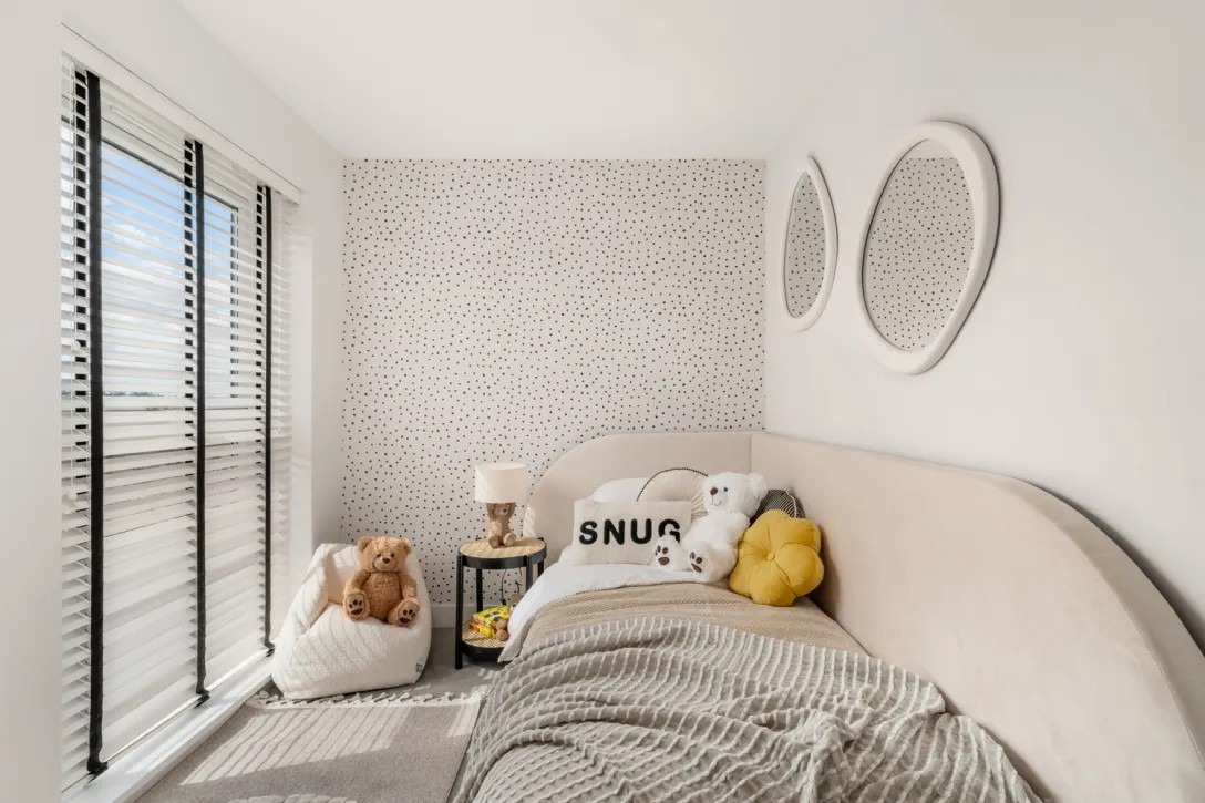 Brand New 4-Bed Town House in Cambourne with Roof Terrace Property image 11