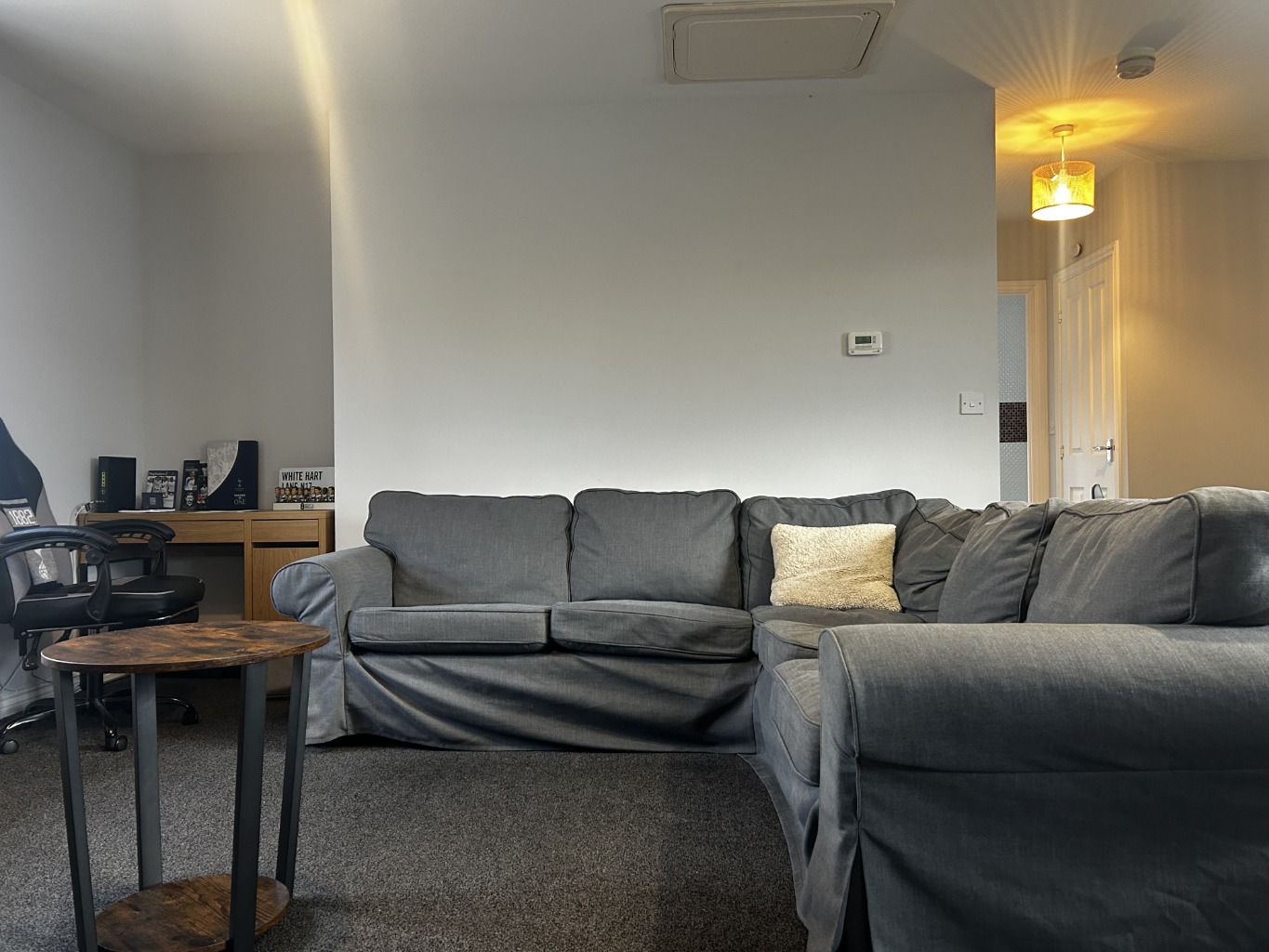 A TWO BEDROOM COACH HOUSE LOCATED IN EYNESBURY MANOR, ST.NEOTS. AVAILABLE EARLY NOVEMBER. Property image 4