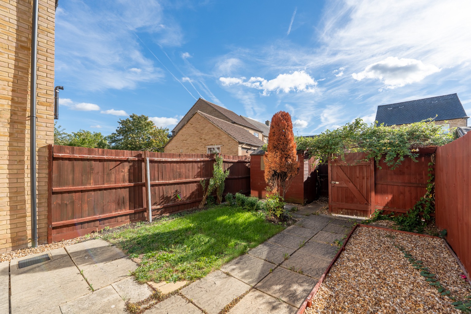 NO FORWARD CHAIN THREE BEDROOM HOME TWO BATHROOMS CLOSE TO SCHOOLS & AMENITIES Property image 6