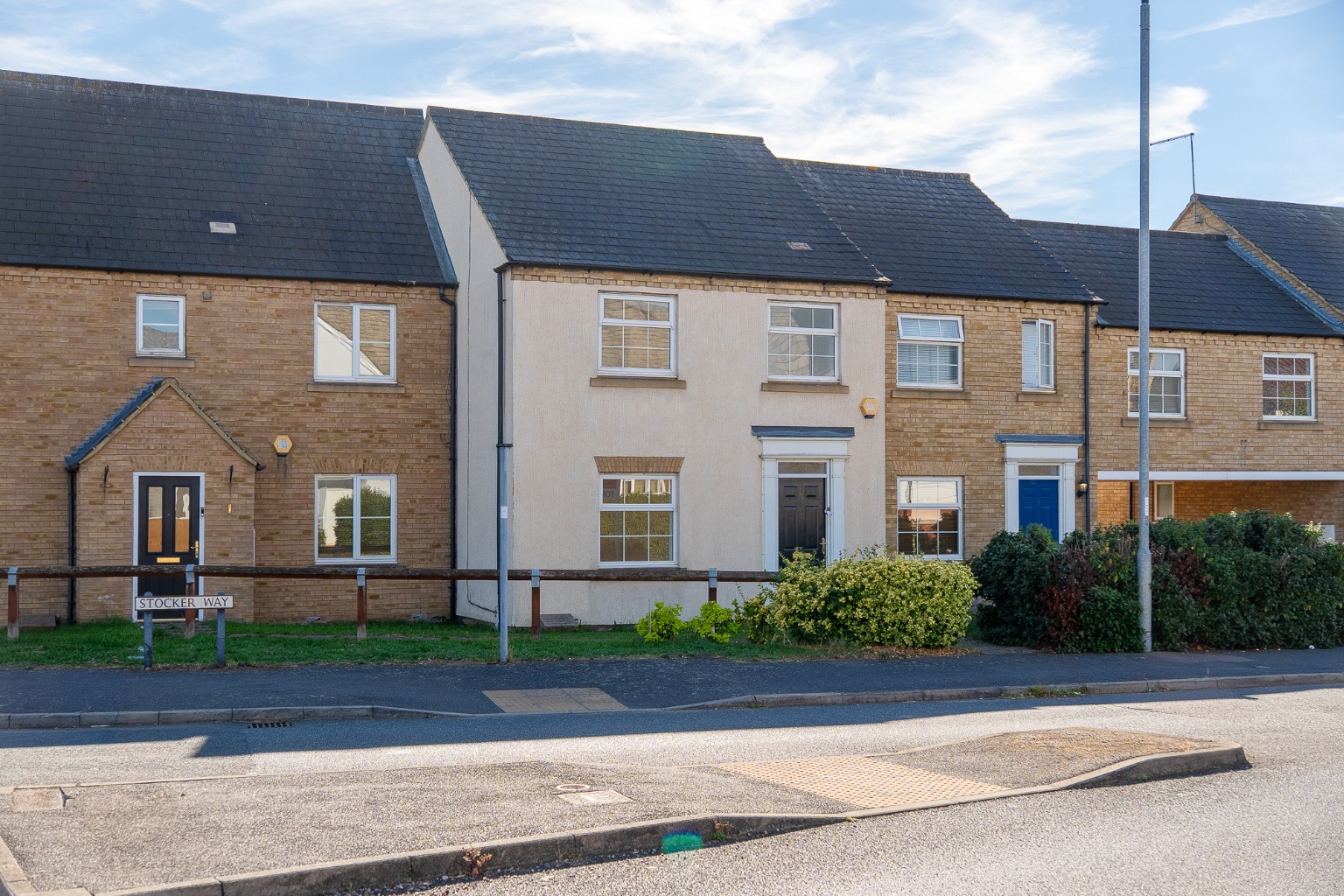 NO FORWARD CHAIN THREE BEDROOM HOME TWO BATHROOMS CLOSE TO SCHOOLS & AMENITIES Property image 16