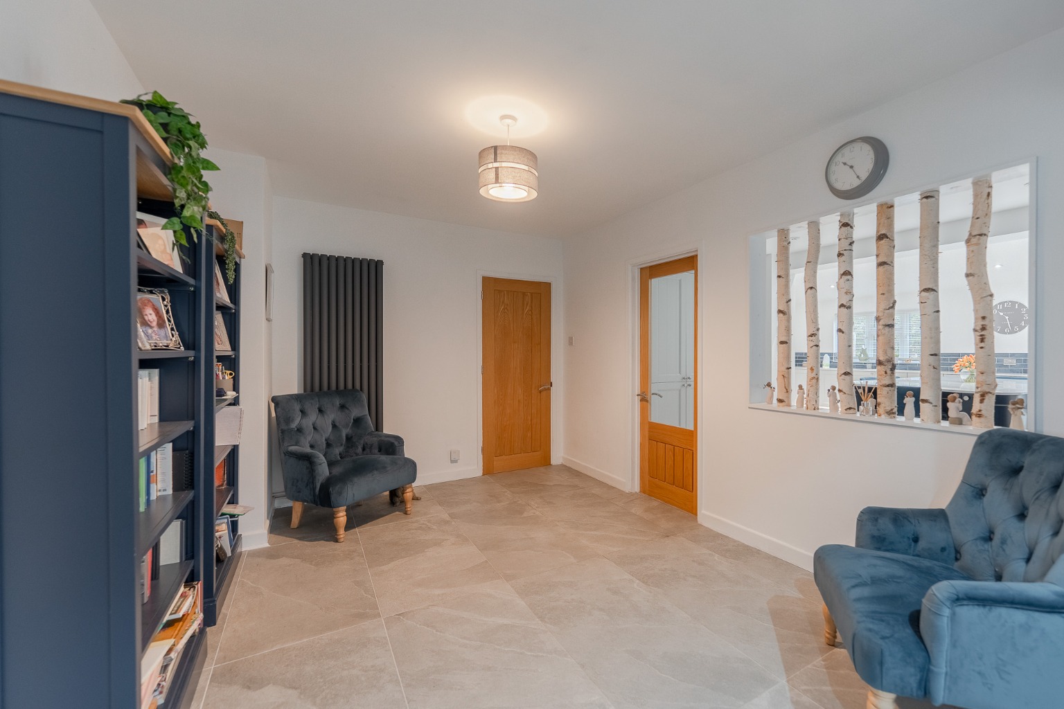 * Guide Price £800,000 - £850,000 * Exquisite 4 Bedroom Family Home with Views Over Hemingford Lake Property image 11