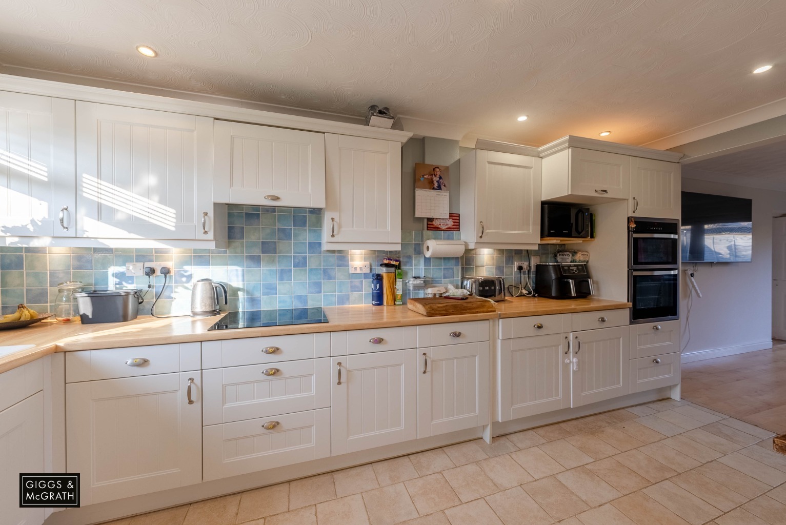 ** Guide Price £450,000 - £475,000 ** Stunning 4 Bedroom Detached Family Home in Somersham Property image 3