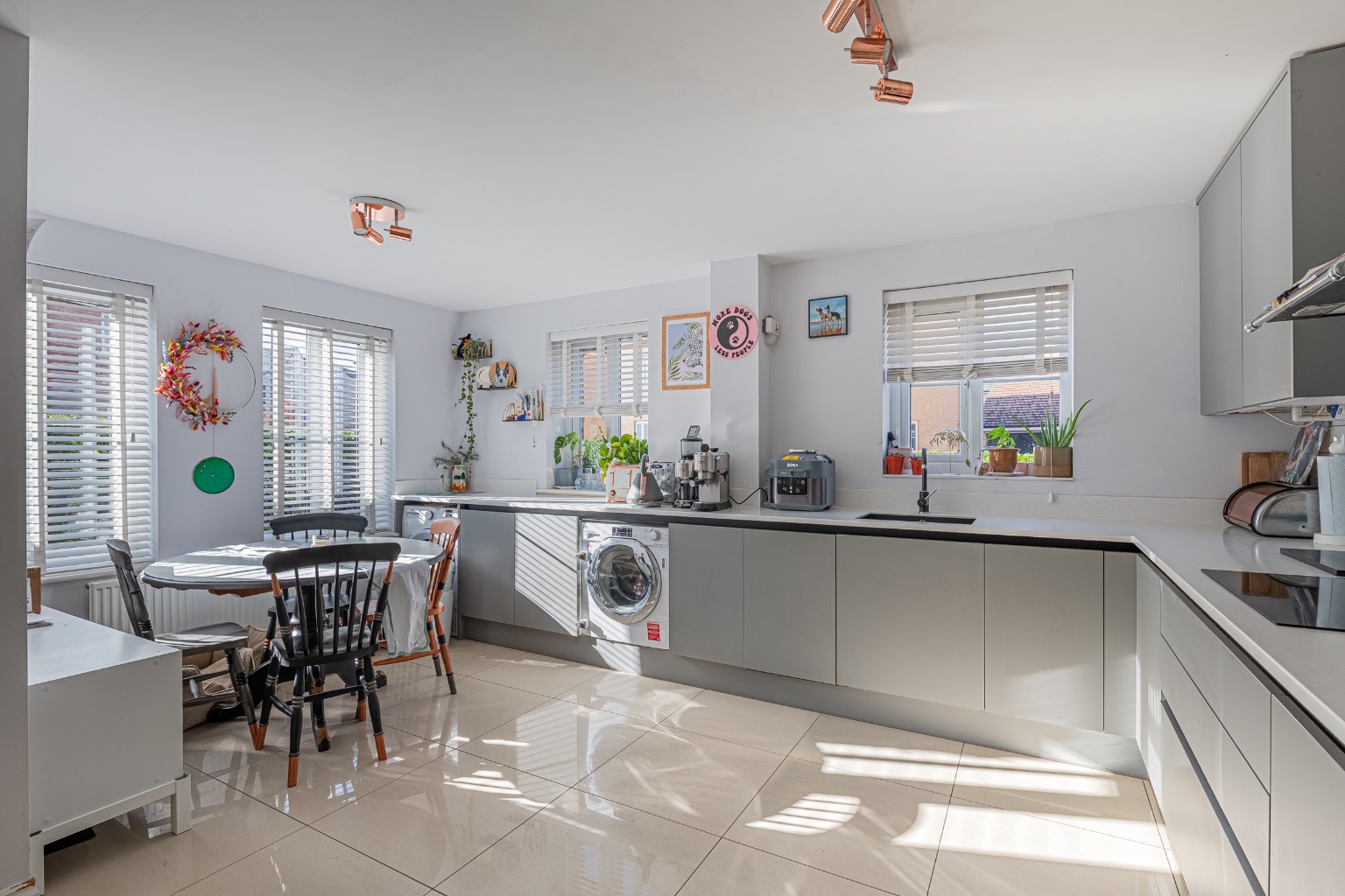 Charming 3-Bed Cambridge Home with Stunning Kitchen & Garden Property image 3