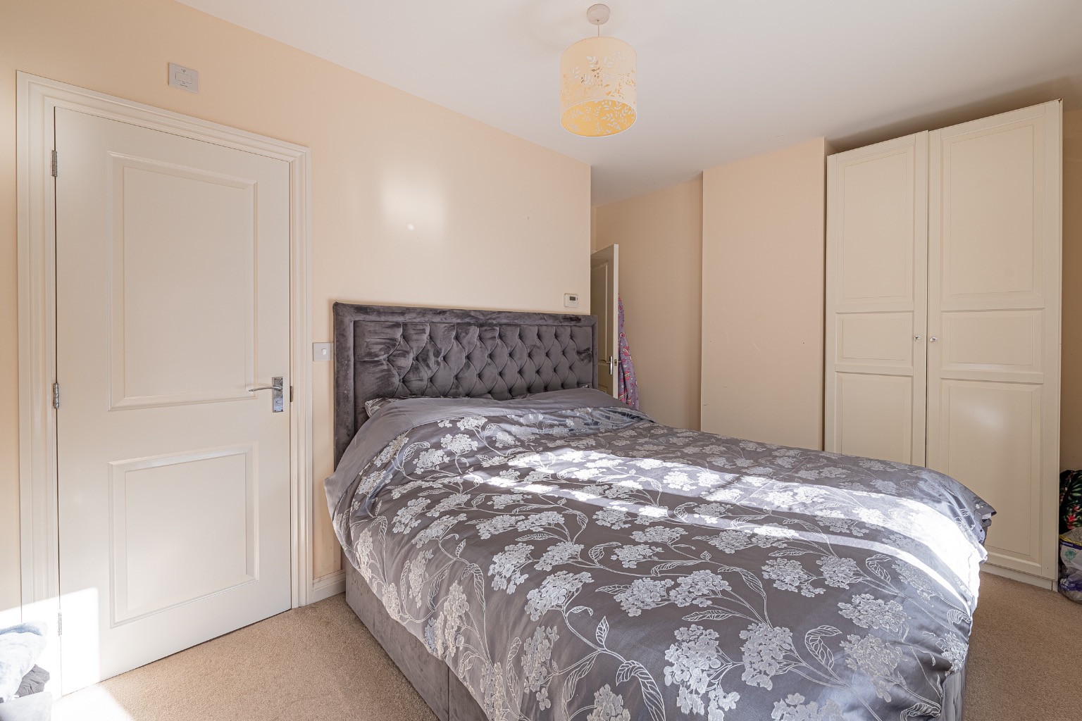 Charming 3-Bed Cambridge Home with Stunning Kitchen & Garden Property image 11