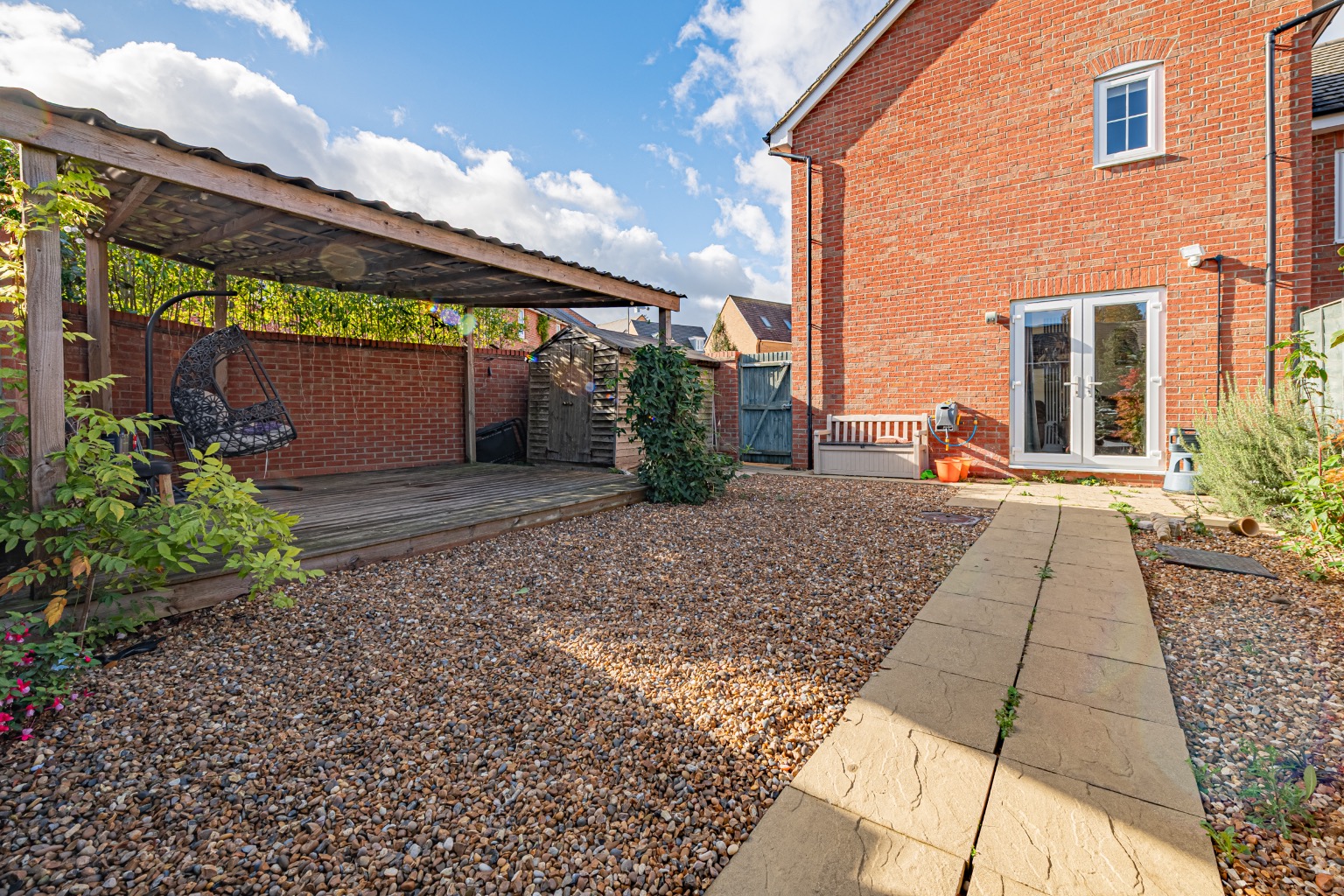 Charming 3-Bed Cambridge Home with Stunning Kitchen & Garden Property image 13