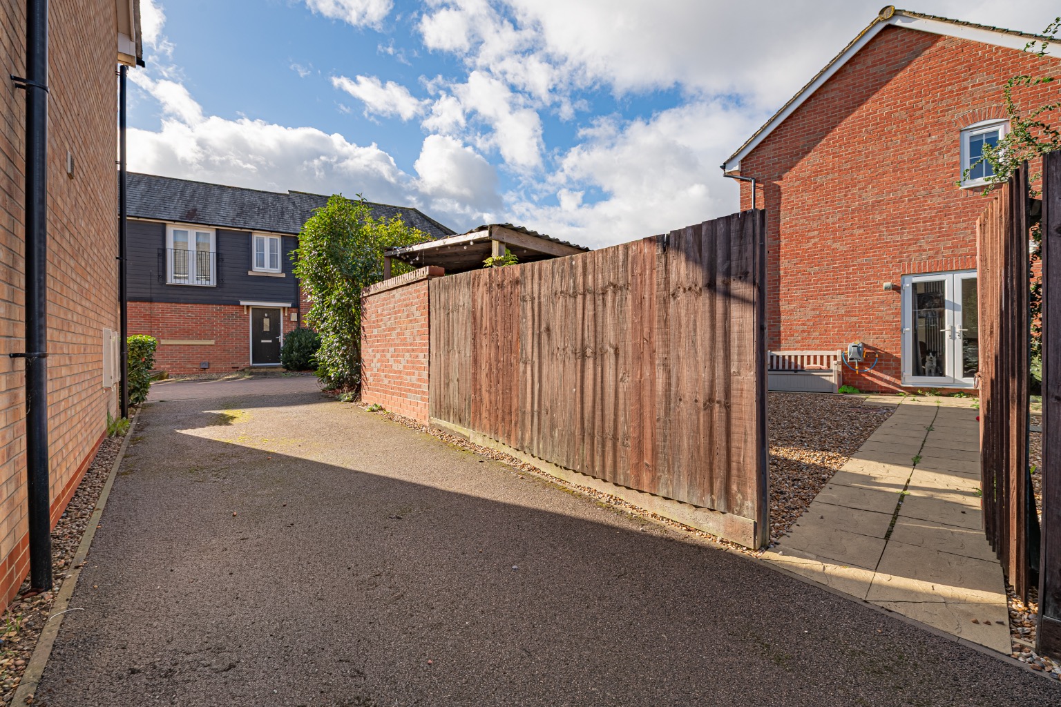 Charming 3-Bed Cambridge Home with Stunning Kitchen & Garden Property image 15