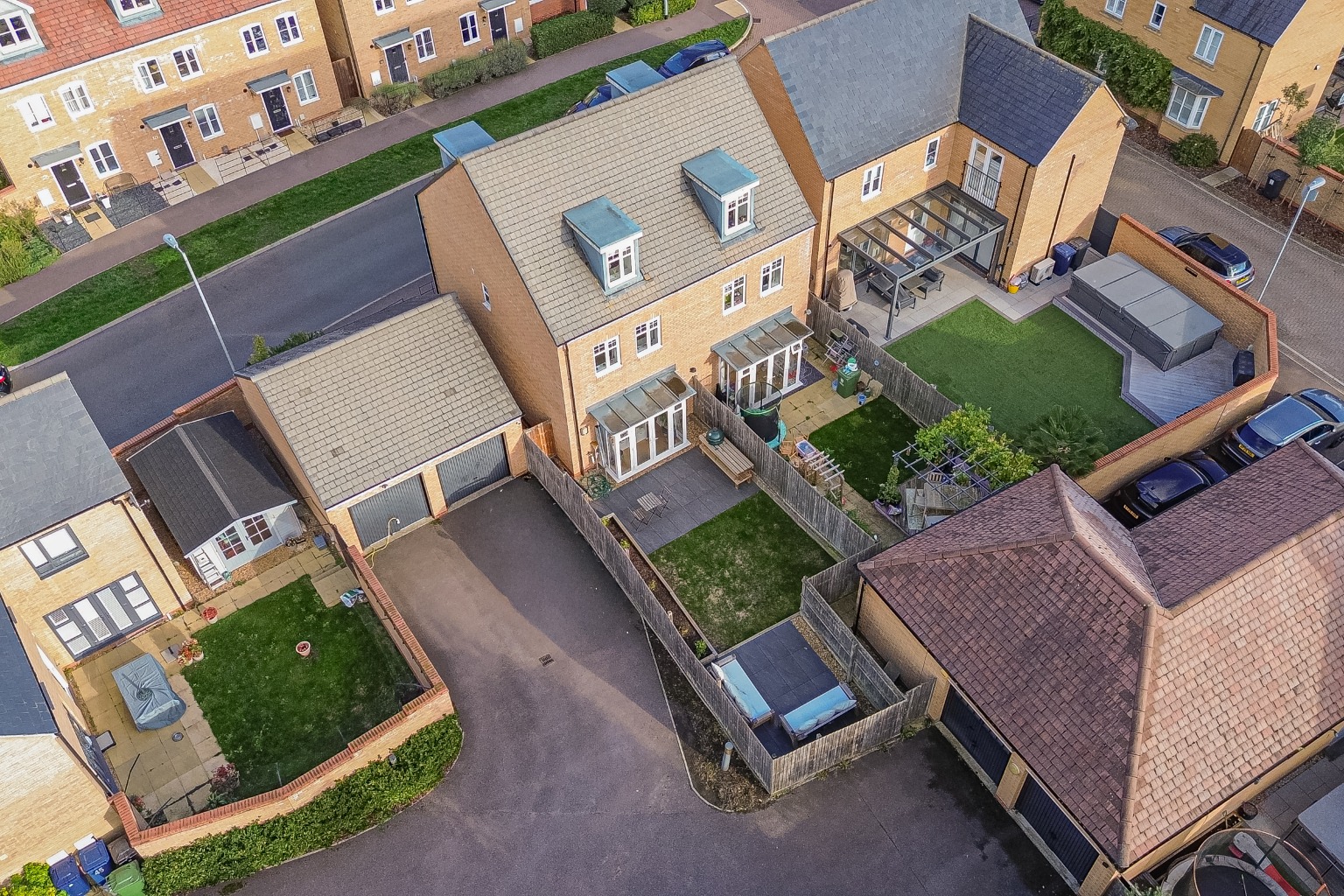 Immaculate 3-Bed Townhouse in Papworth Everard Property image 23