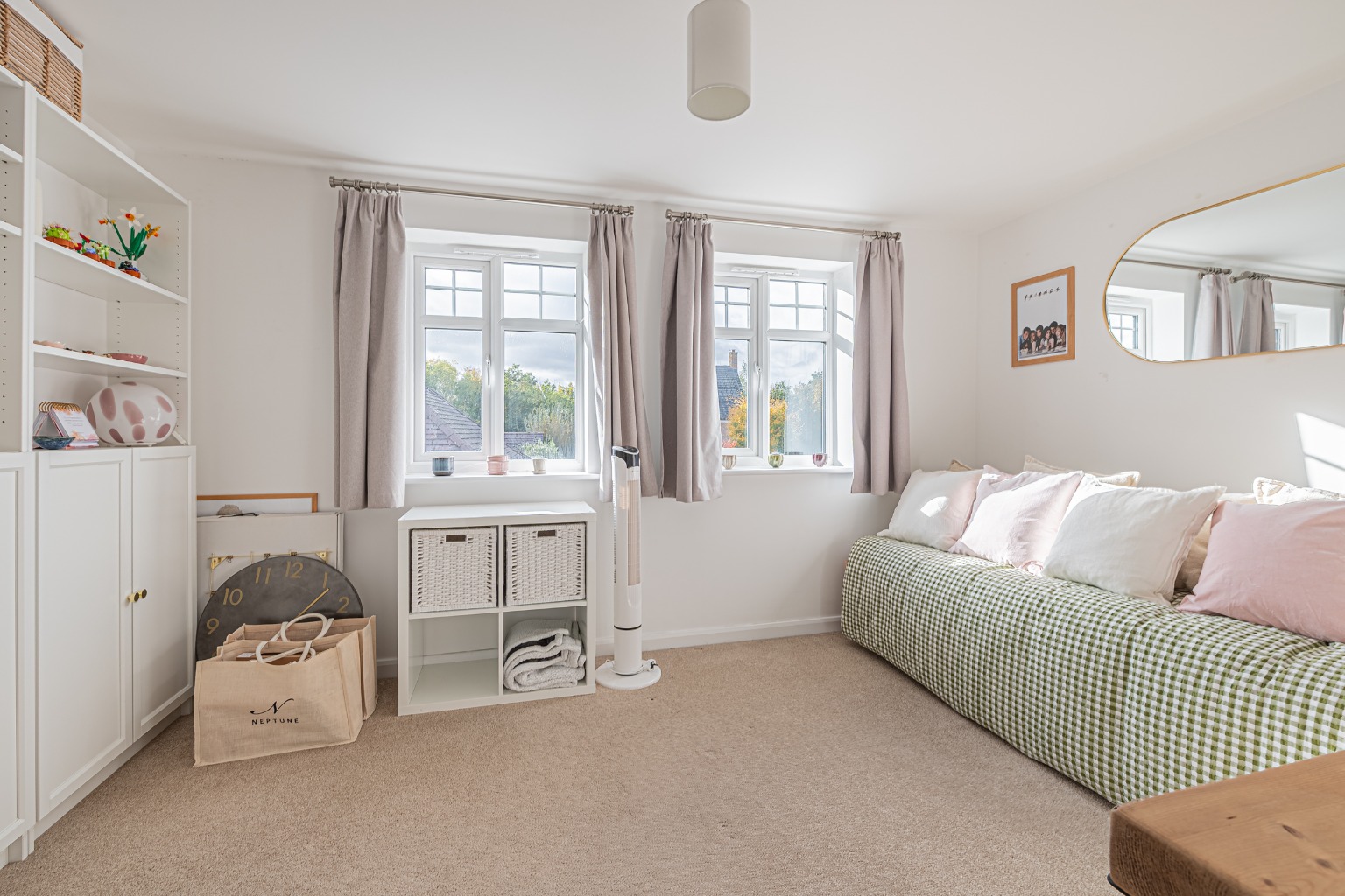 Immaculate 3-Bed Townhouse in Papworth Everard Property image 7