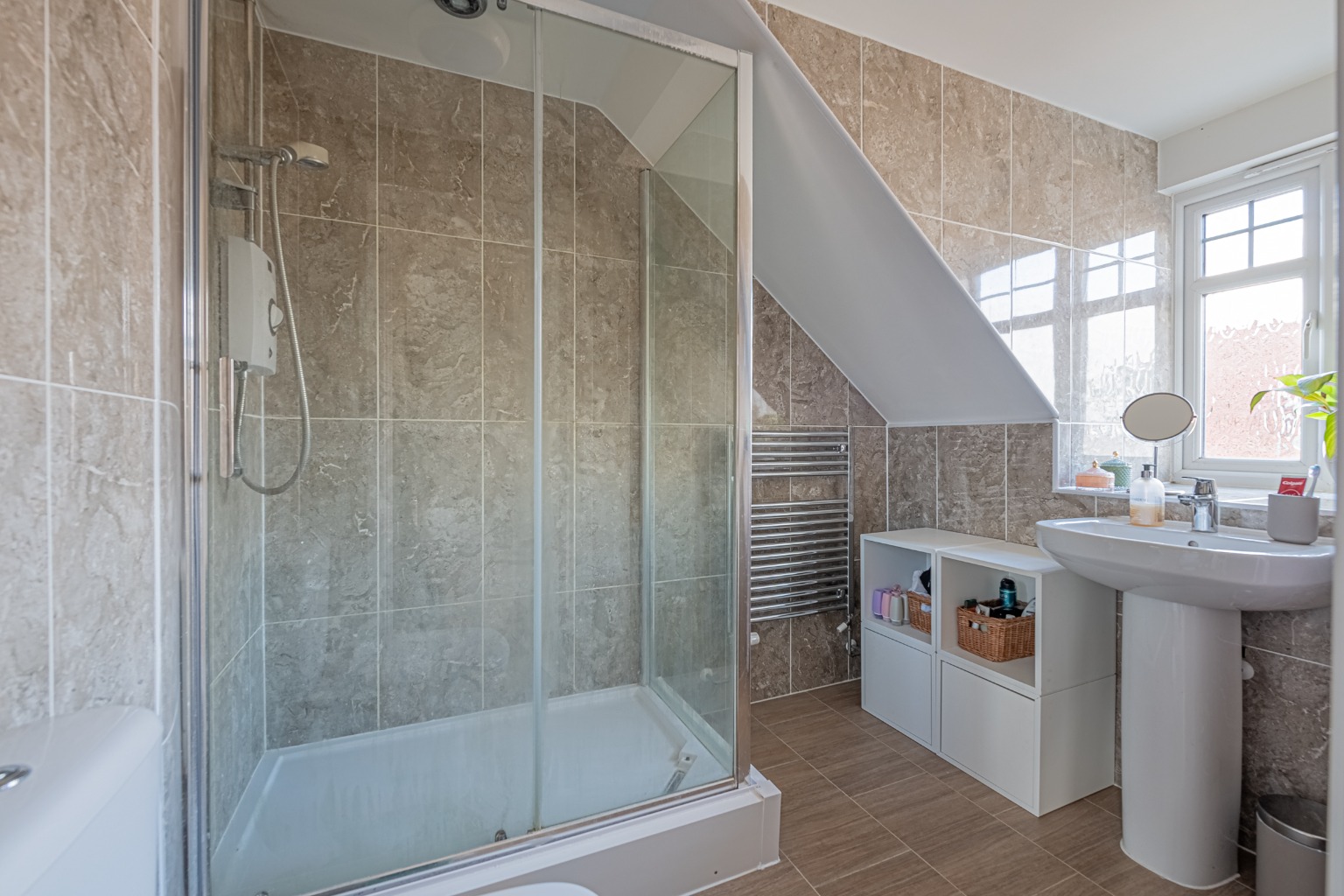 Immaculate 3-Bed Townhouse in Papworth Everard Property image 13