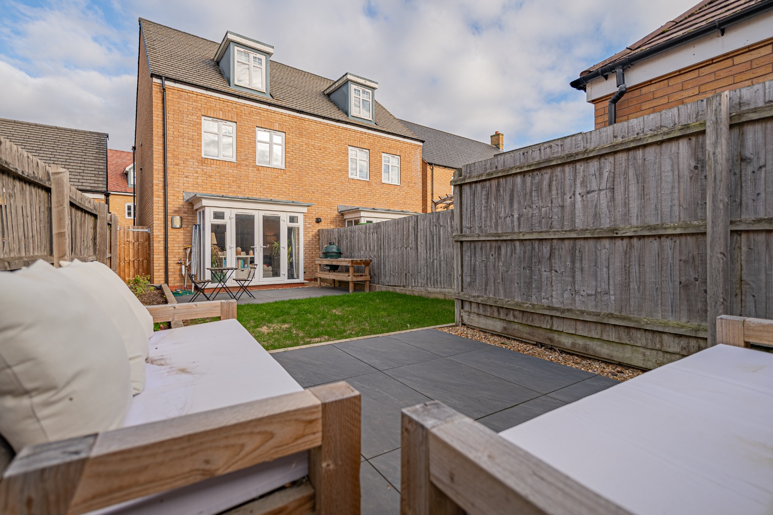 Immaculate 3-Bed Townhouse in Papworth Everard Property image 18