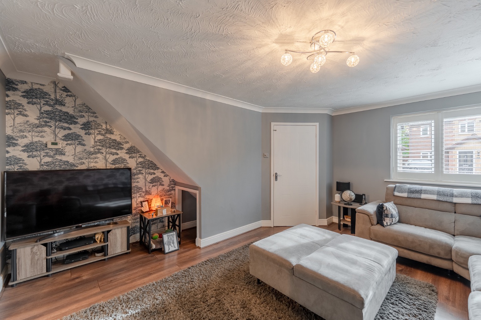 3 Bedroom end of terrace house for sale Property image 2