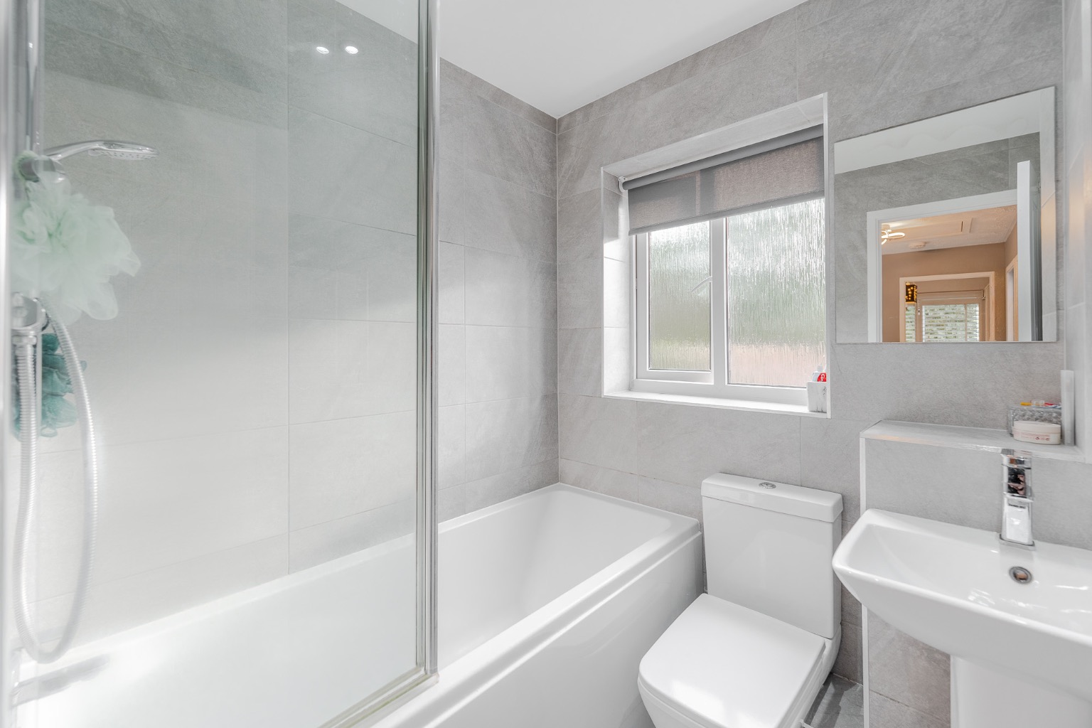 3 Bedroom end of terrace house for sale Property image 14