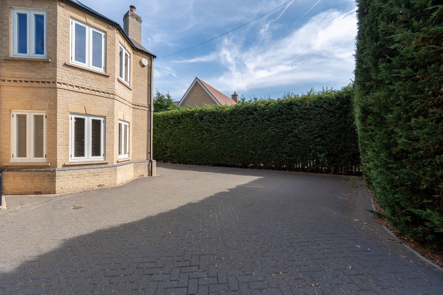 *** Guide Price £675,000 - £700,000 *** Property image 25
