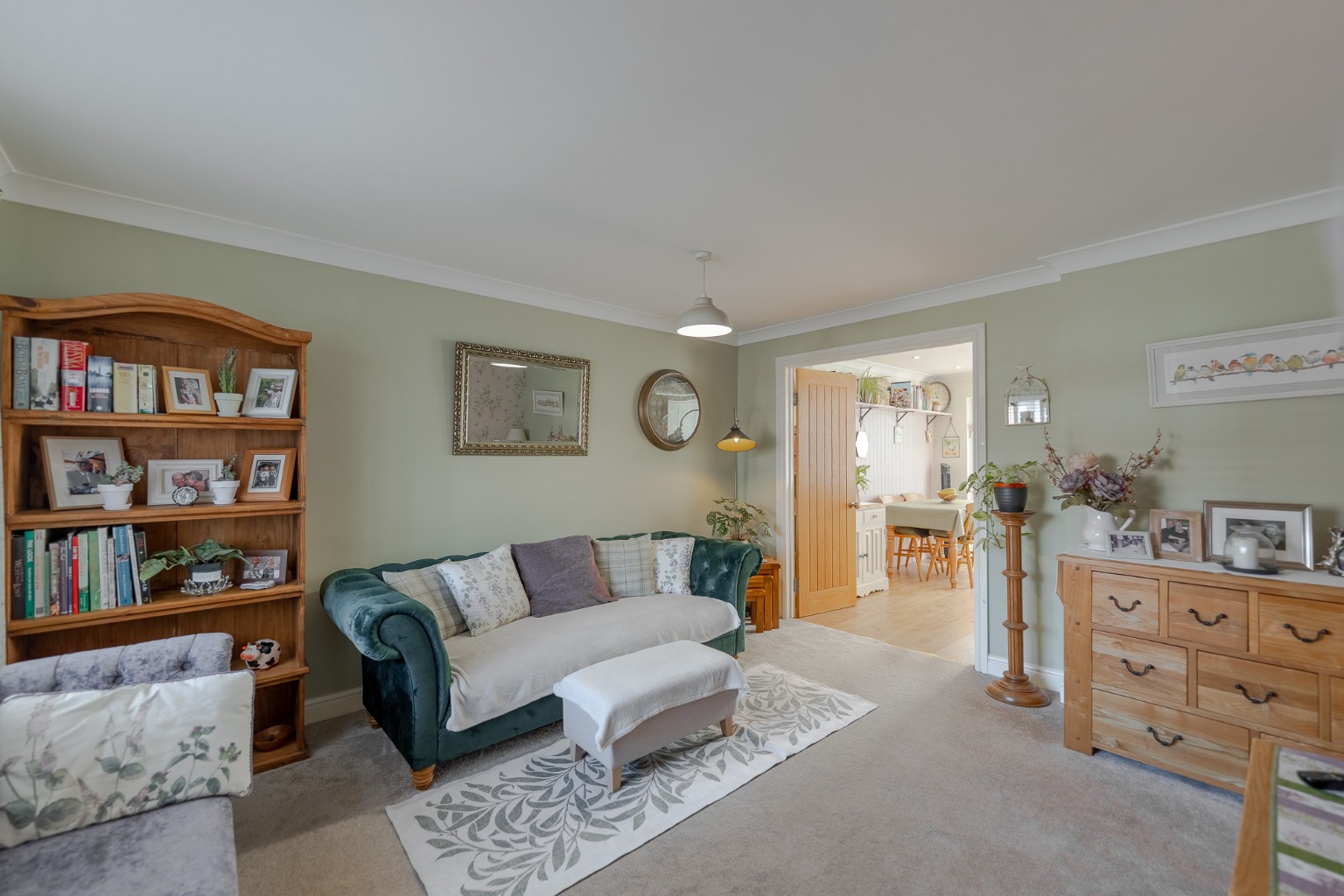 *** Guide Price £325,000 - £350,000 *** Well Presented 3 Bedroom Extended Detached Home in Somersham Property image 3