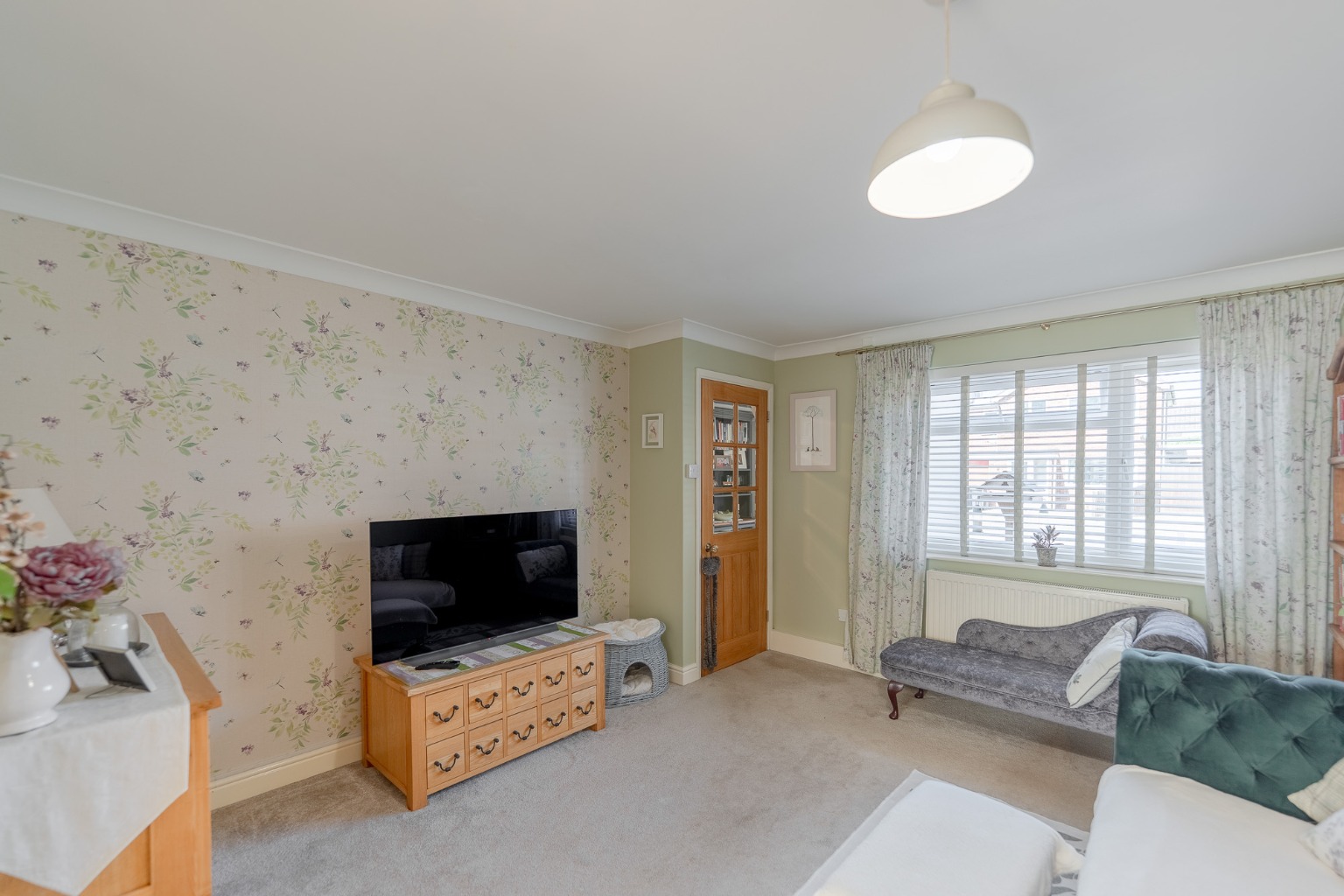 *** Guide Price £325,000 - £350,000 *** Well Presented 3 Bedroom Extended Detached Home in Somersham Property image 6