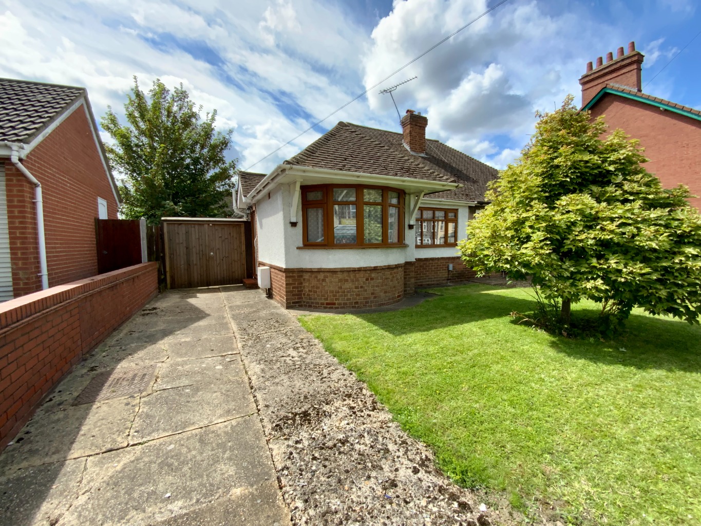 Marsh Road, Luton