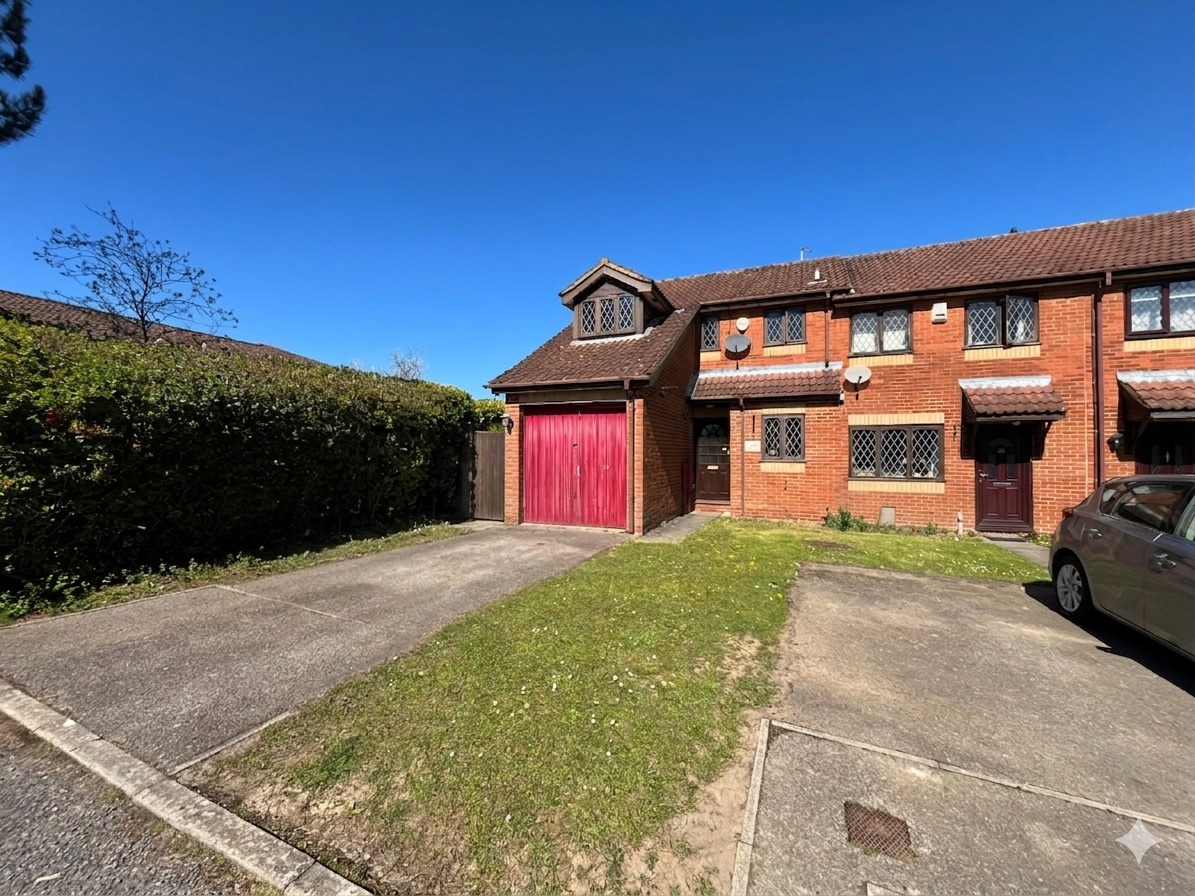 Dexter Close, Luton, Bedfordshire, LU3 4DX