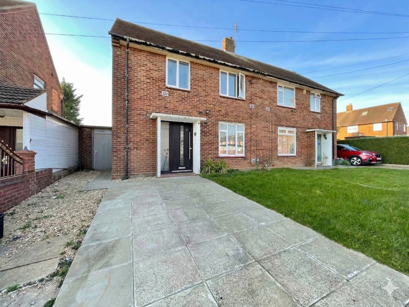 Homestead Way, Luton