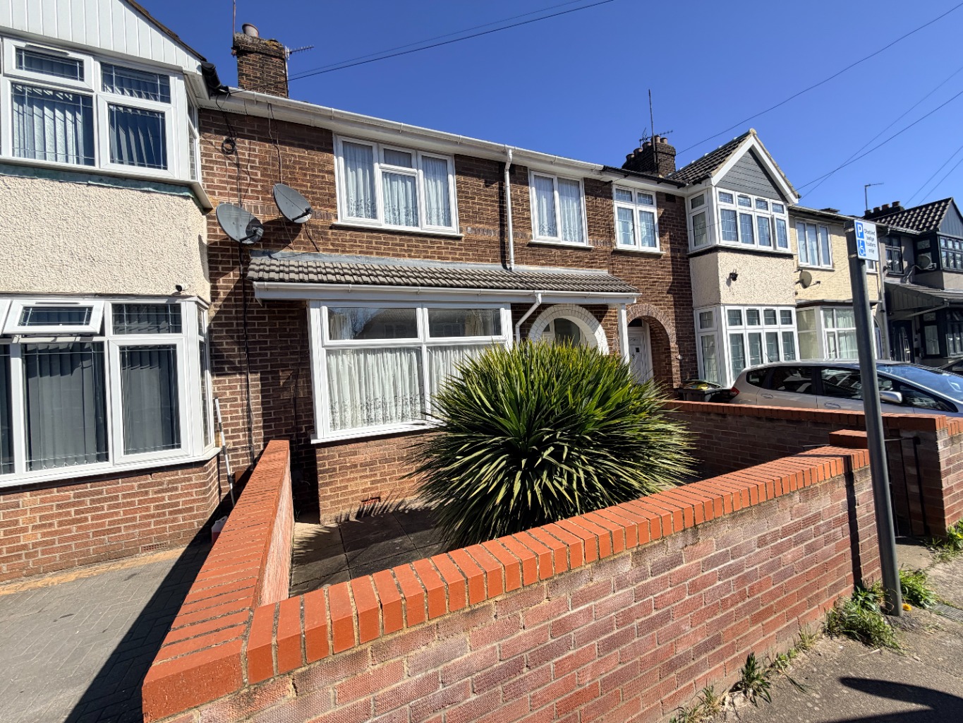 Connaught Road, Luton