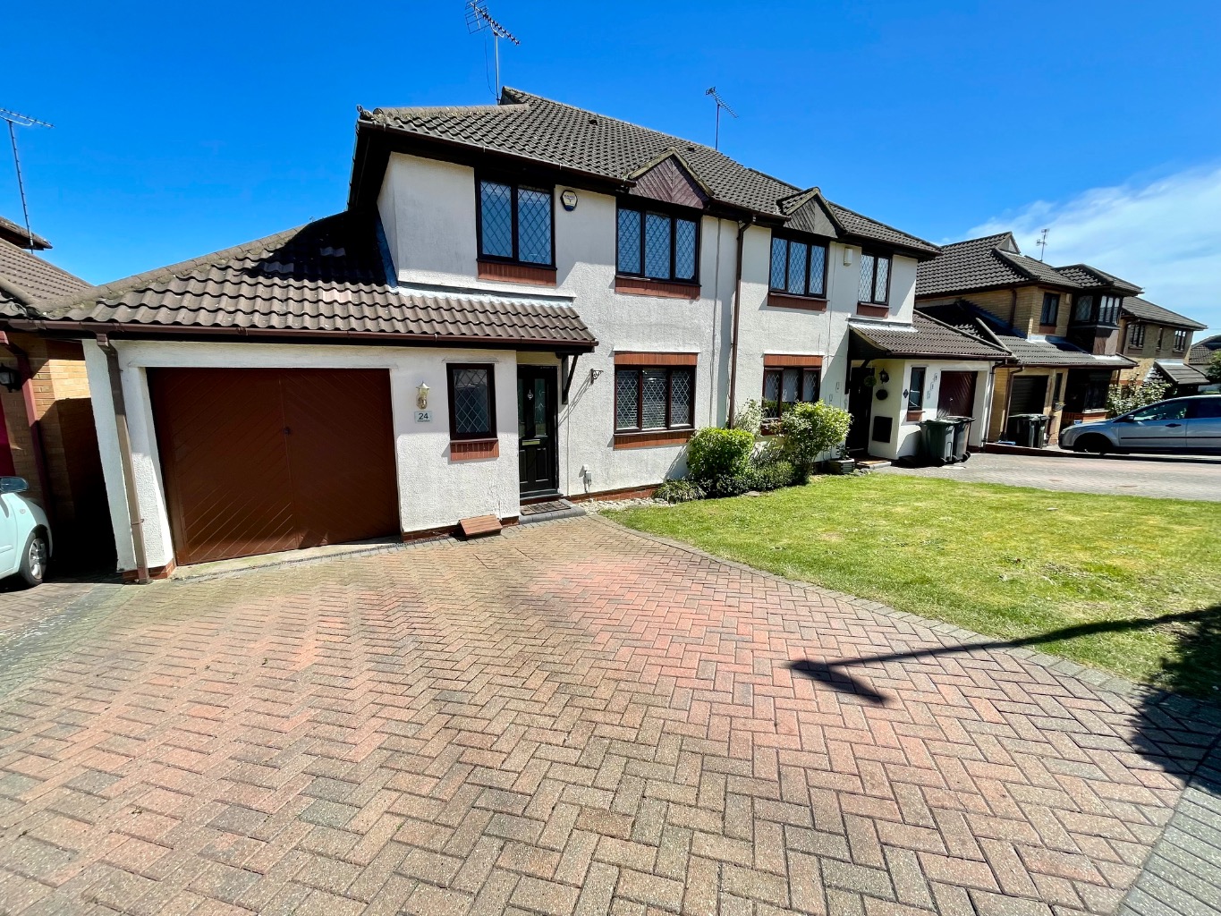 Charndon Close, Luton