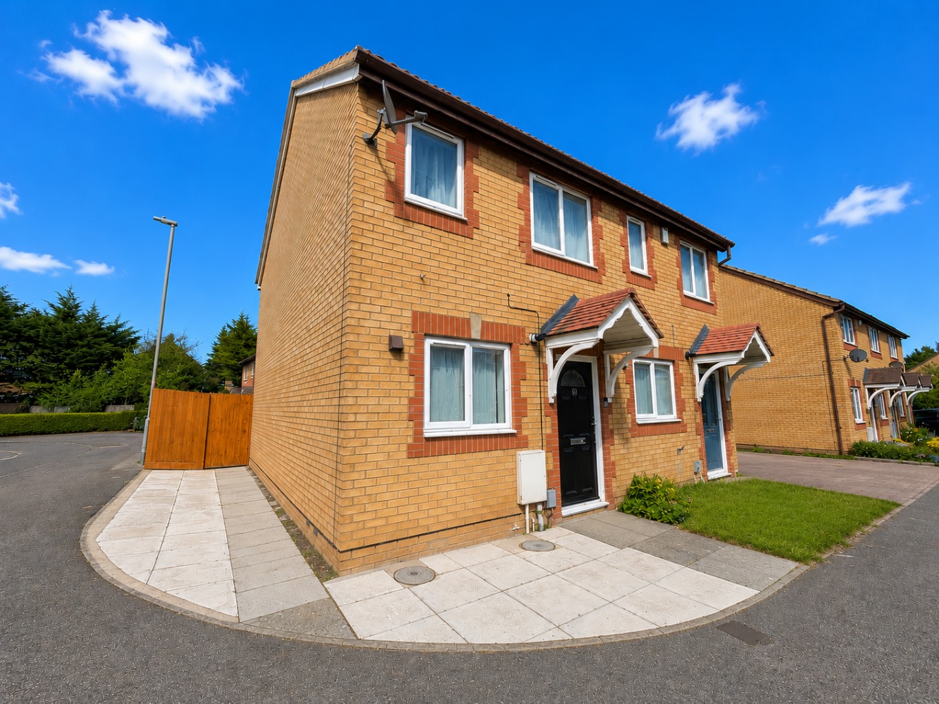 Simpson Close, Luton